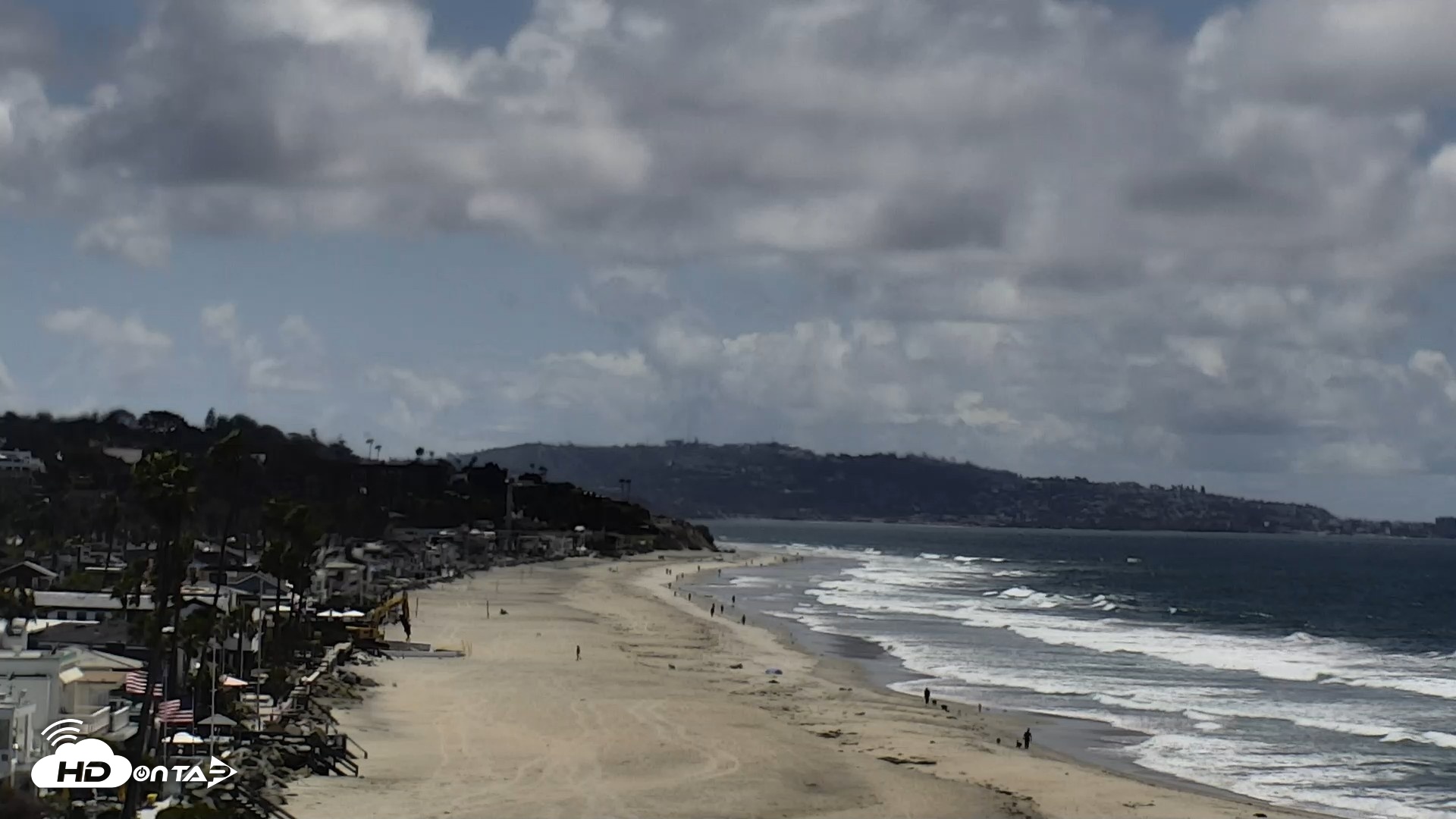 Snapshot of Del Mar Beach North Live Webcam taken May 5, 2026, 1:08pm PDT