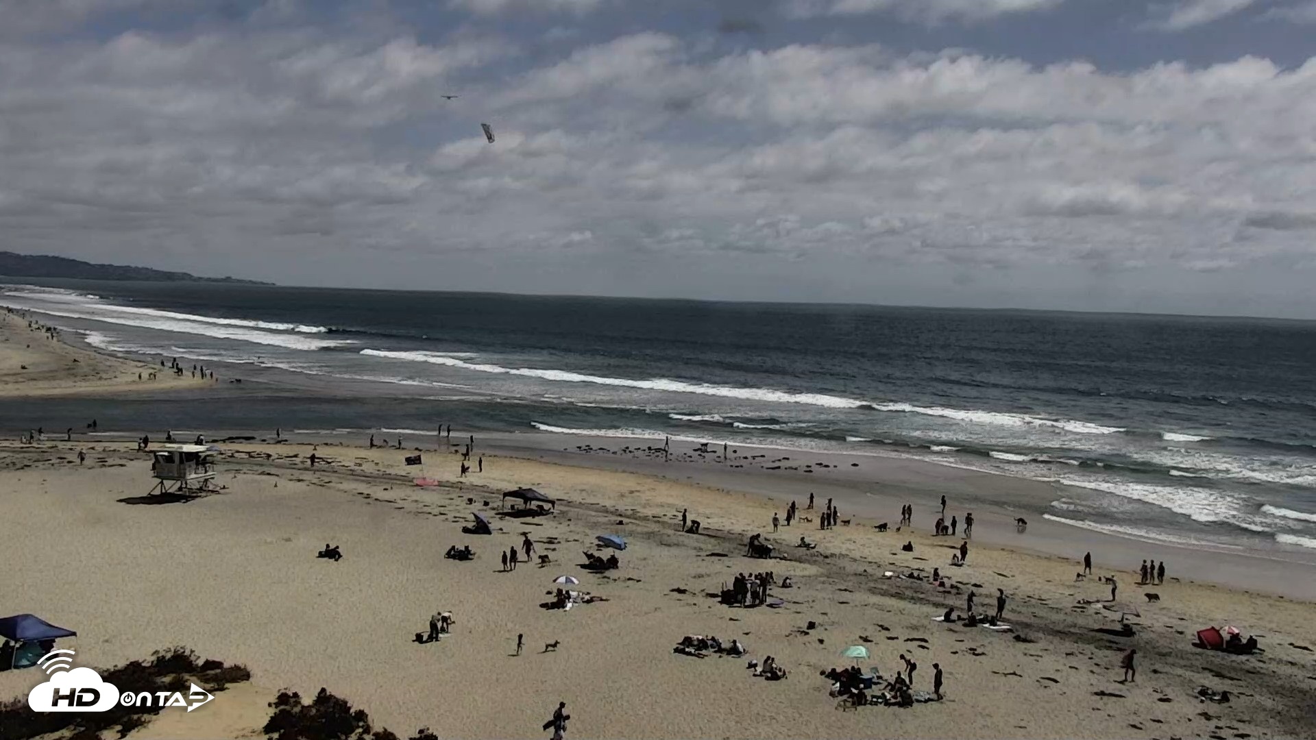 Snapshot of Del Mar Beach North Live Webcam taken May 25, 2026, 2:58pm PDT
