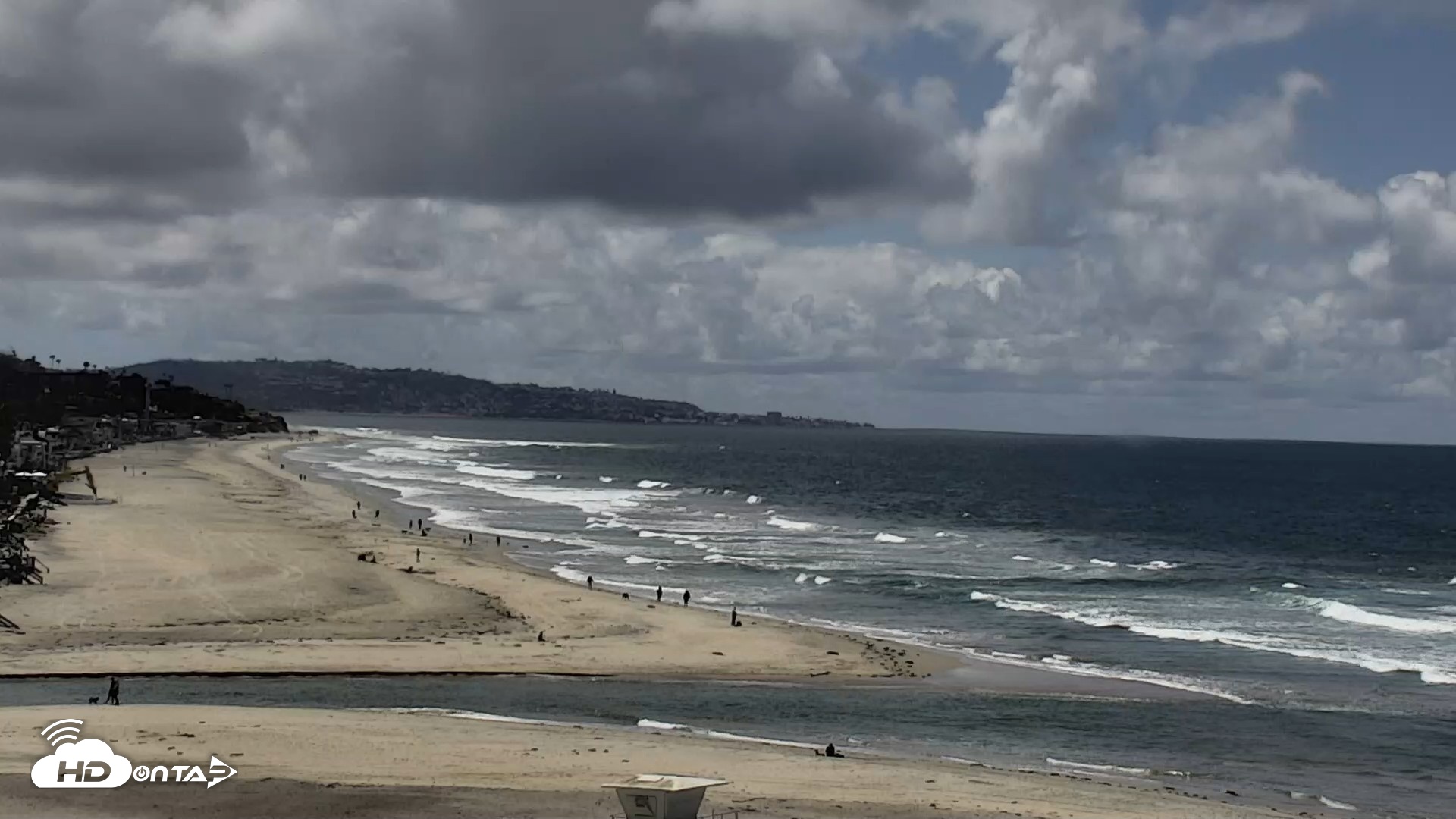 Snapshot of Del Mar Beach North Live Webcam taken May 5, 2026, 11:58am PDT