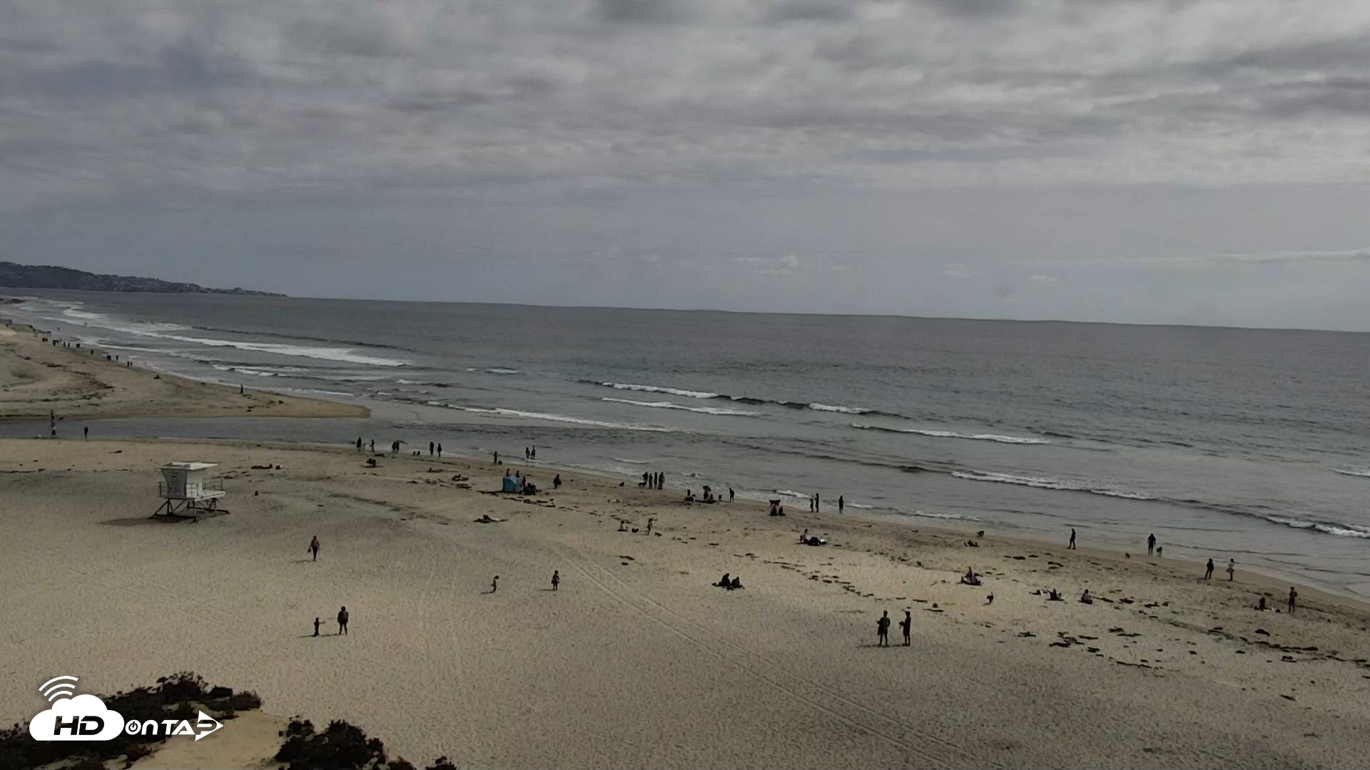 Snapshot of Del Mar Beach North Live Webcam taken May 3, 2026, 4:00pm PDT