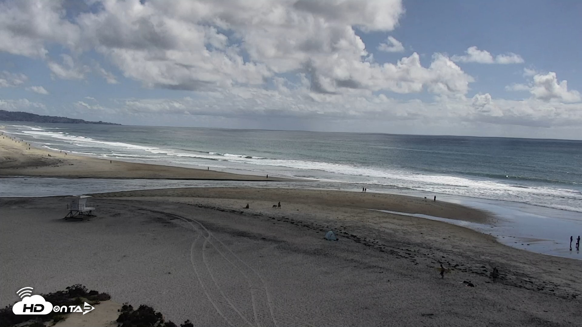 Snapshot of Del Mar Beach North Live Webcam taken Apr 13, 2026, 3:05pm PDT