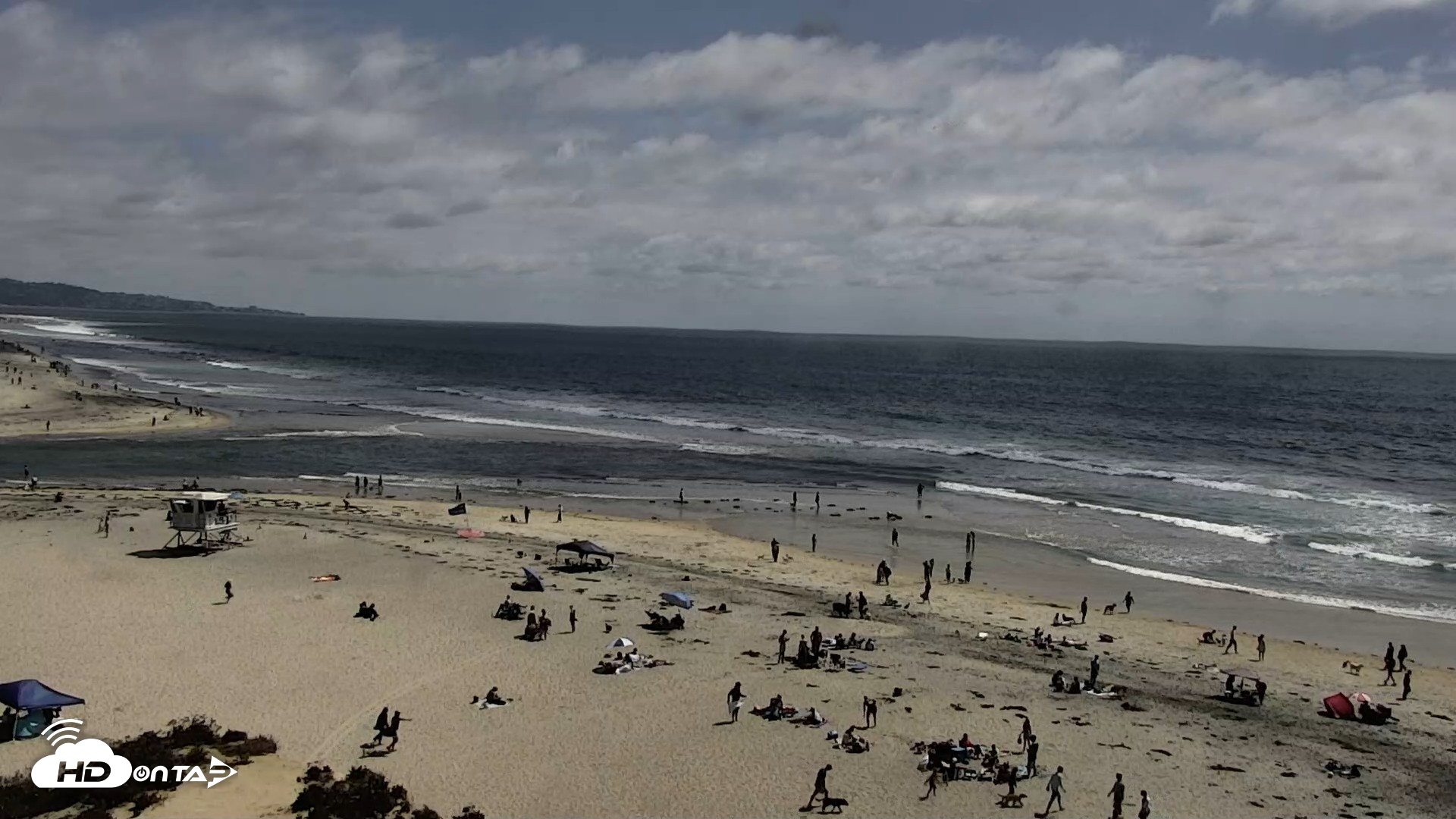 Snapshot of Del Mar Beach North Live Webcam taken May 25, 2026, 3:02pm PDT