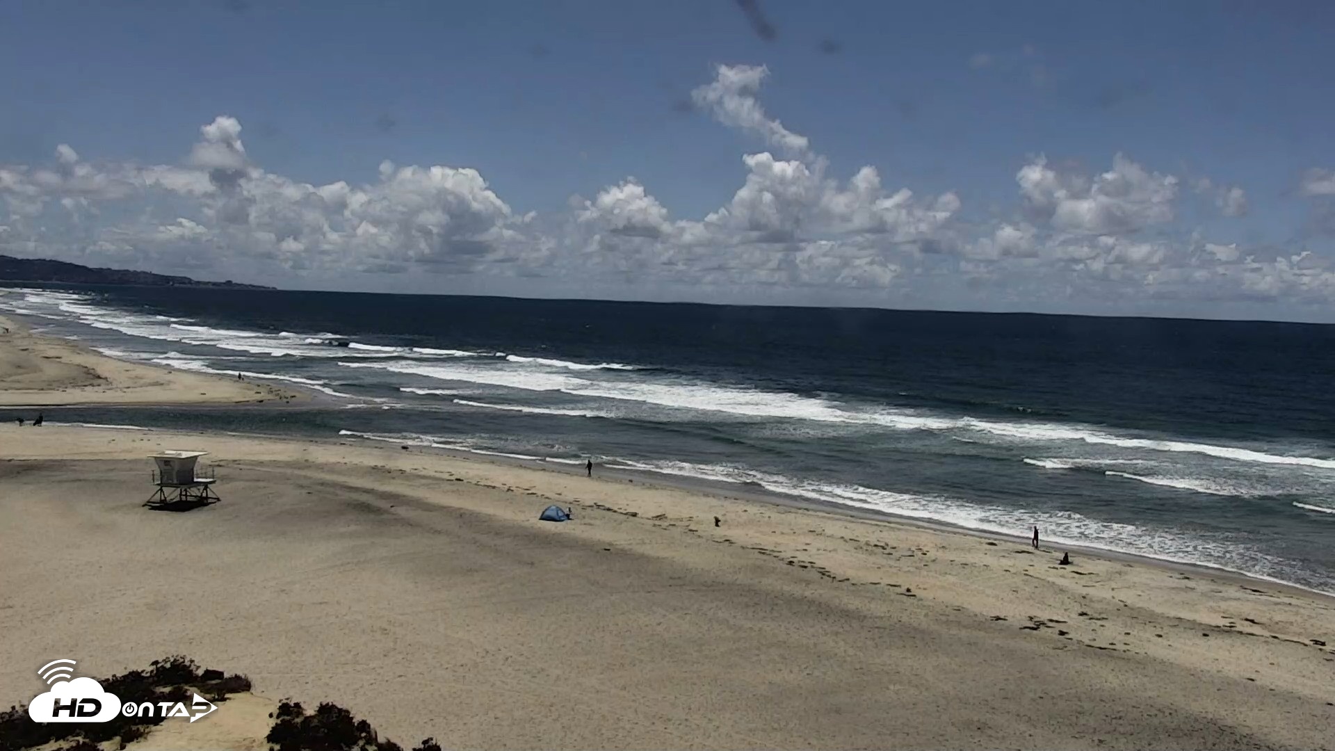 Snapshot of Del Mar Beach North Live Webcam taken May 5, 2026, 12:45pm PDT