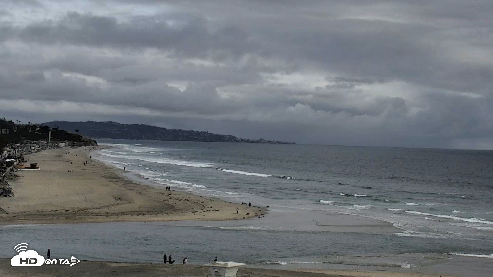 Snapshot of Del Mar Beach North Live Webcam taken Apr 12, 2026, 5:36pm PDT