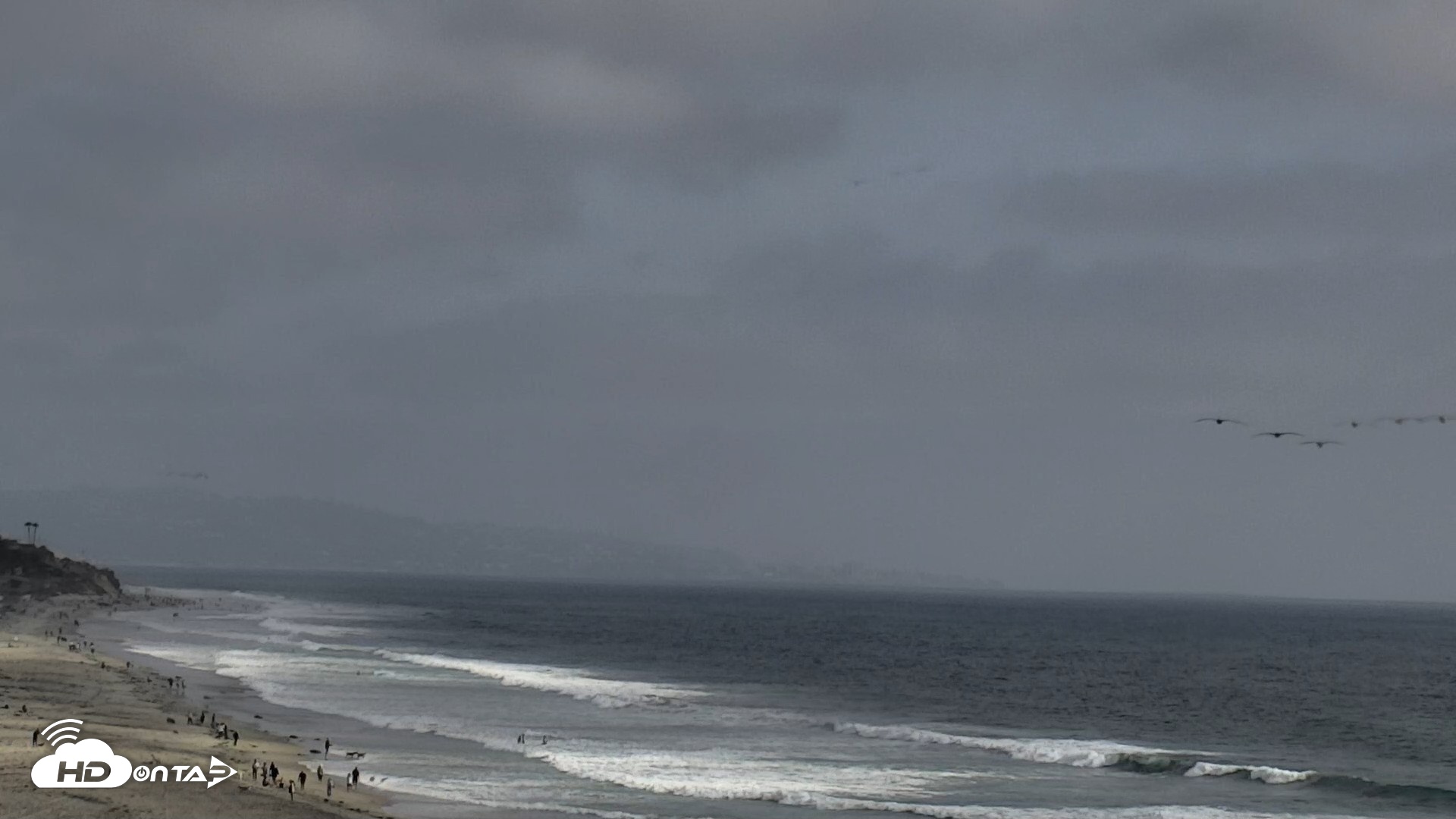 Snapshot of Del Mar Beach North Live Webcam taken May 21, 2026, 4:44pm PDT