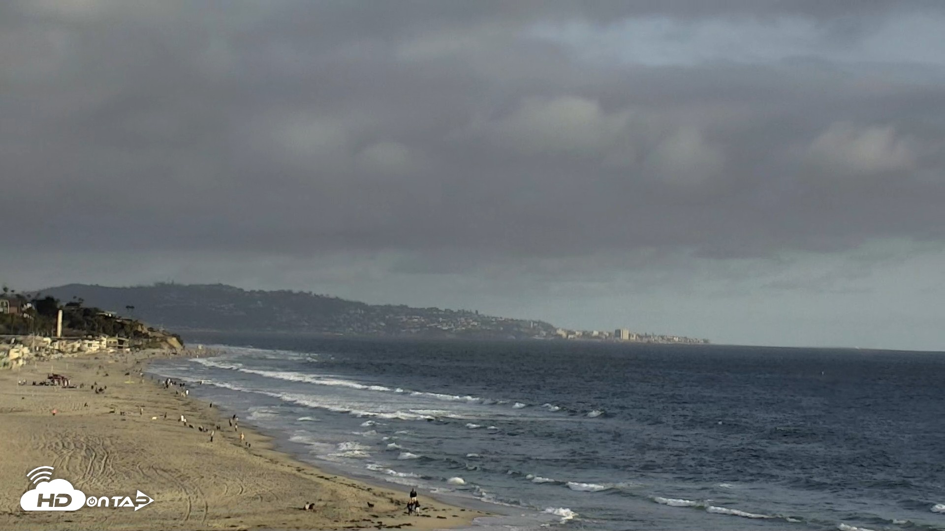 Snapshot of Del Mar Beach North Live Webcam taken May 24, 2026, 6:55pm PDT