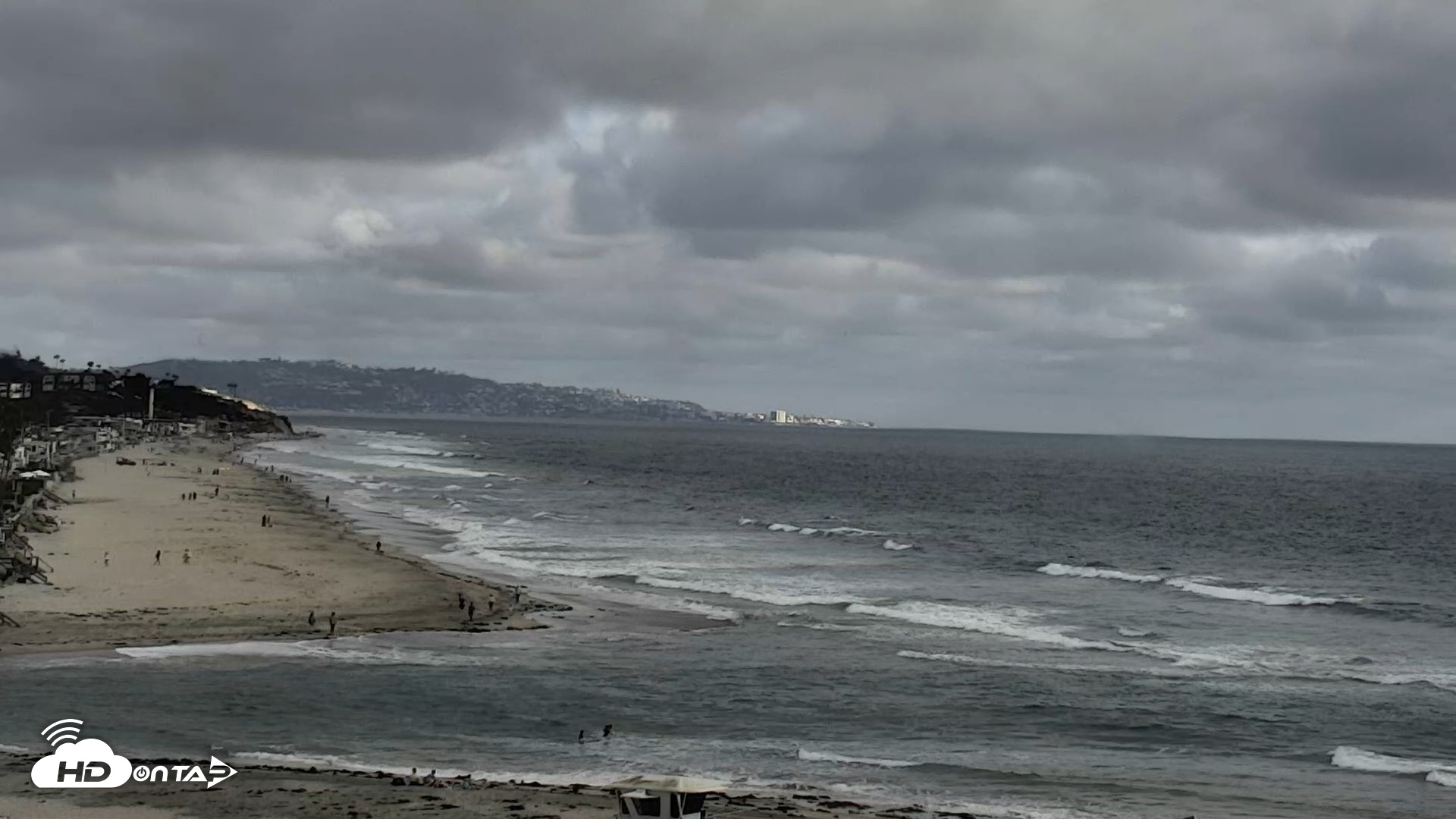 Snapshot of Del Mar Beach North Live Webcam taken May 25, 2026, 6:07pm PDT