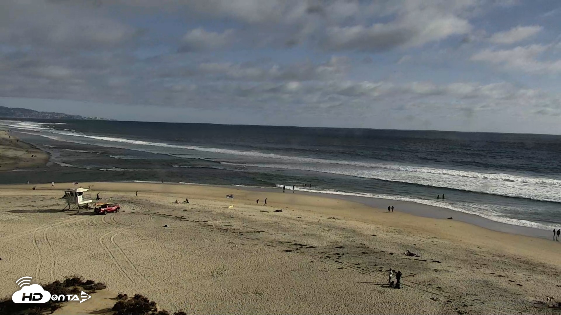 Snapshot of Del Mar Beach North Live Webcam taken Jun 19, 2026, 6:04pm PDT