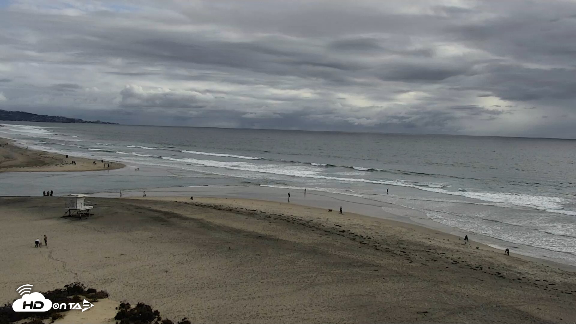 Snapshot of Del Mar Beach North Live Webcam taken Apr 12, 2026, 5:11pm PDT