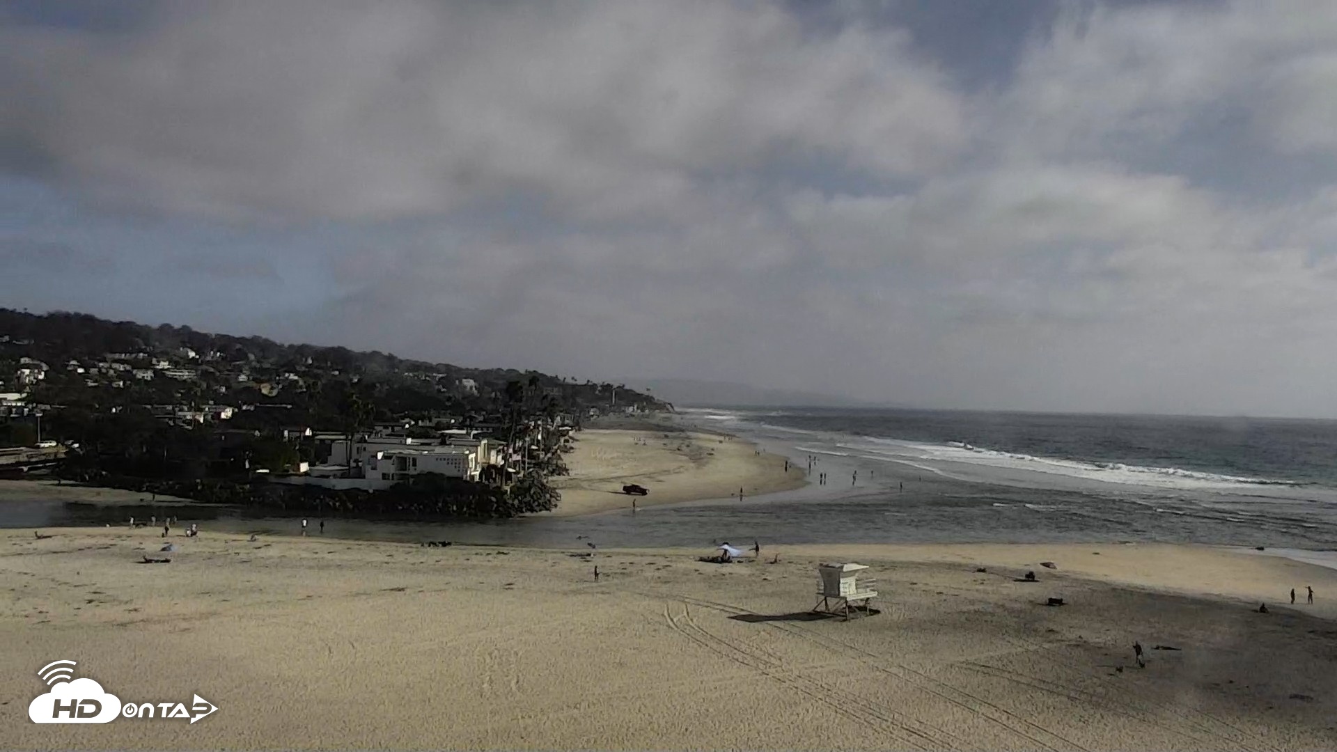 Snapshot of Del Mar Beach North Live Webcam taken Sep 14, 2026, 4:35pm PDT