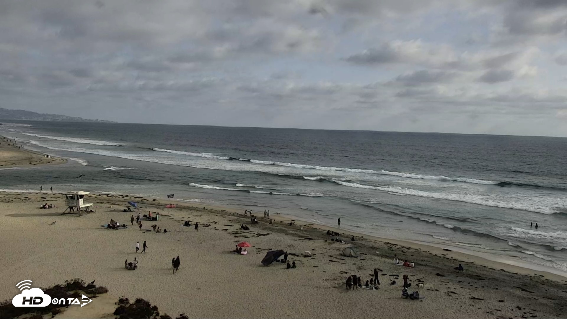 Snapshot of Del Mar Beach North Live Webcam taken May 23, 2026, 5:54pm PDT