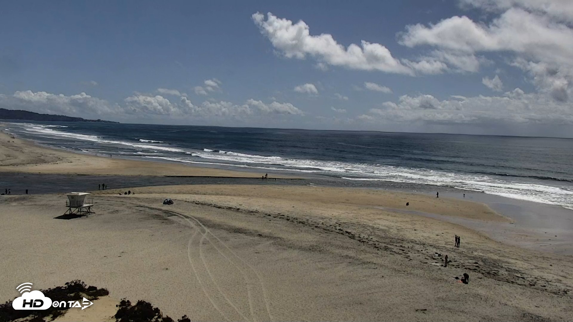 Snapshot of Del Mar Beach North Live Webcam taken Apr 13, 2026, 2:22pm PDT
