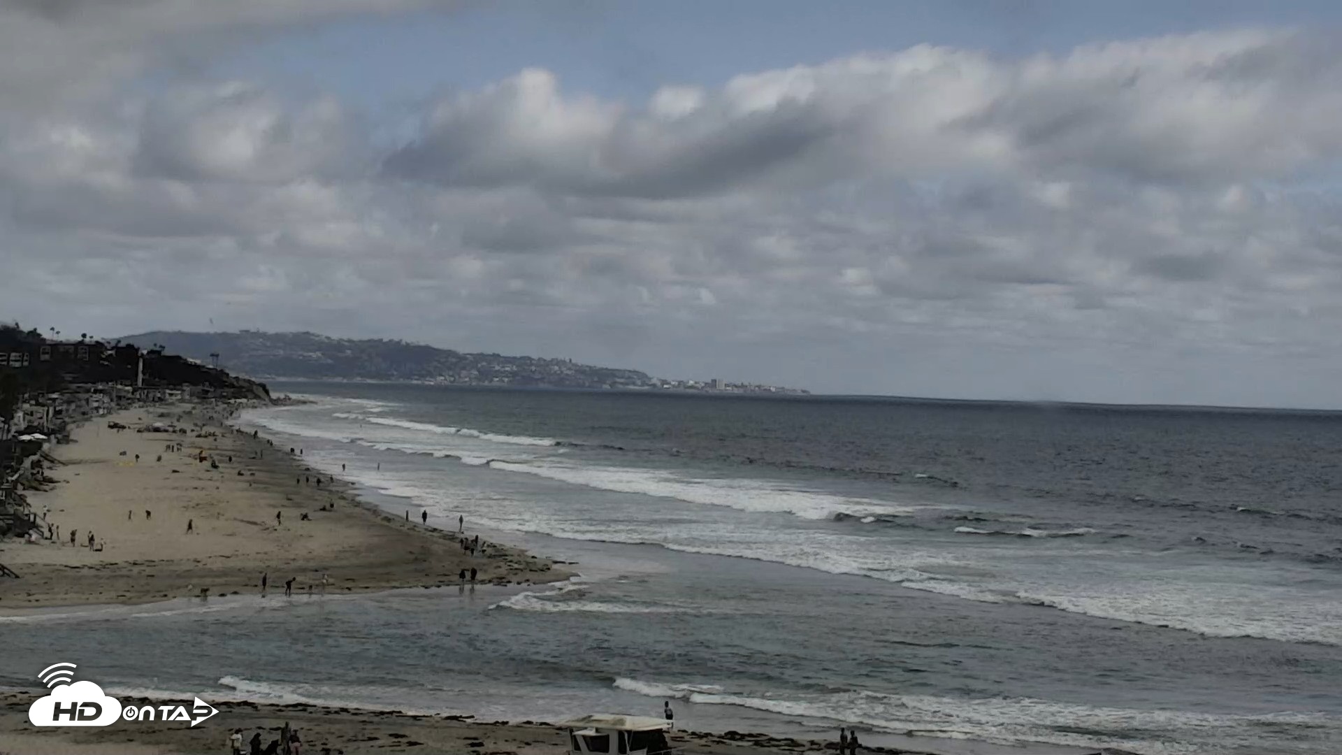 Snapshot of Del Mar Beach North Live Webcam taken May 25, 2026, 4:48pm PDT
