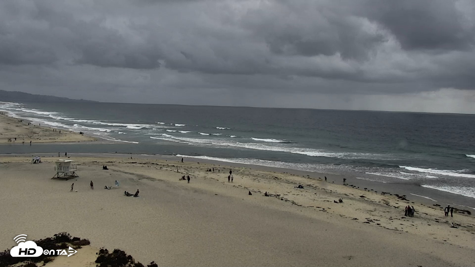 Snapshot of Del Mar Beach North Live Webcam taken Apr 25, 2026, 4:57pm PDT