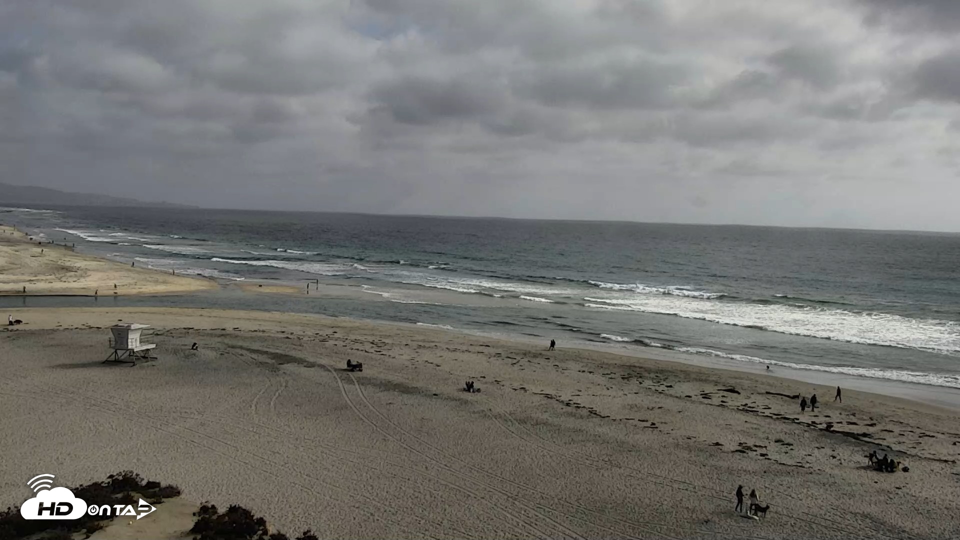 Snapshot of Del Mar Beach North Live Webcam taken Apr 30, 2026, 4:46pm PDT