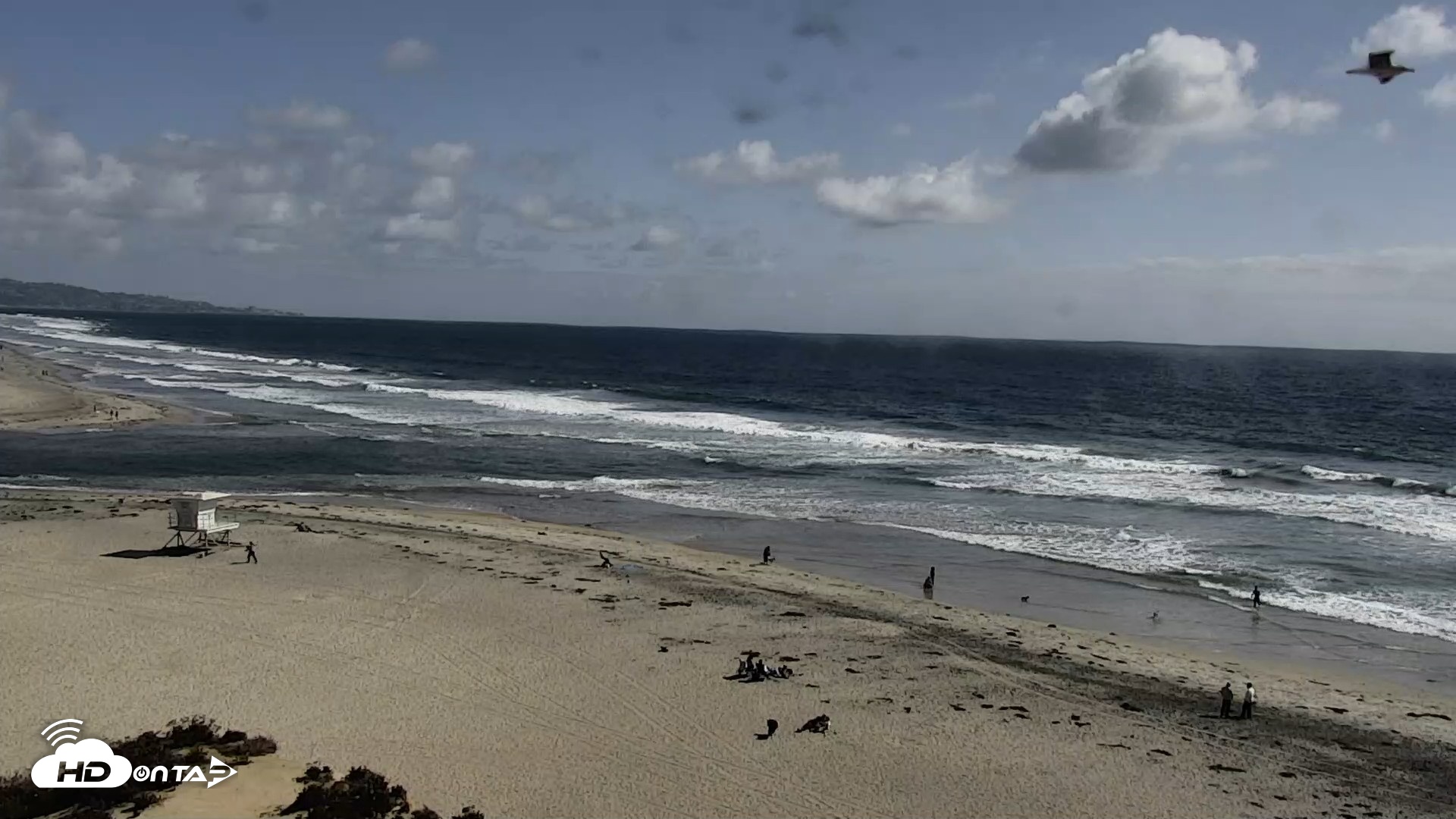 Snapshot of Del Mar Beach North Live Webcam taken May 26, 2026, 4:12pm PDT