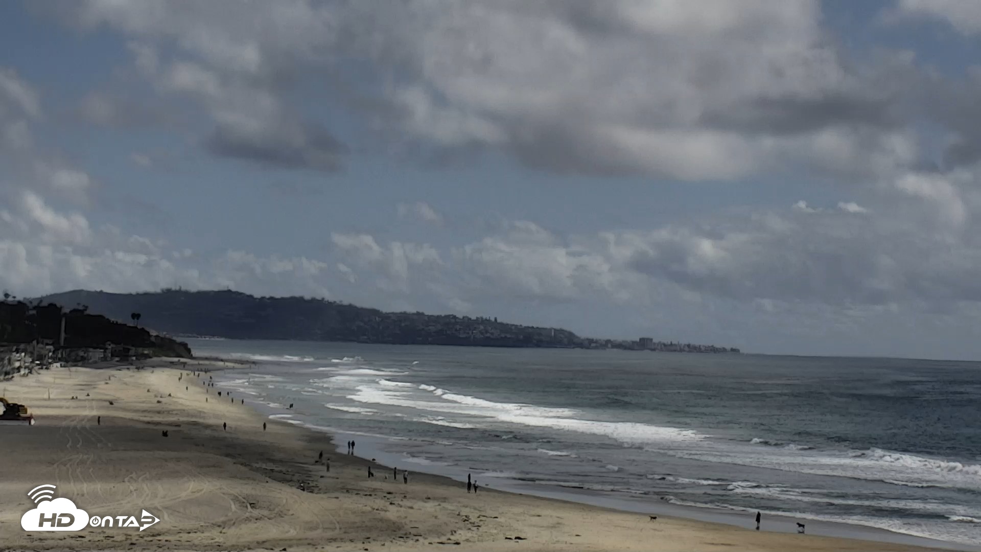 Snapshot of Del Mar Beach North Live Webcam taken Apr 13, 2026, 3:12pm PDT