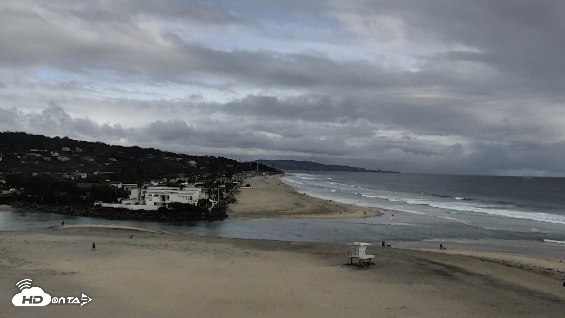 Snapshot of Del Mar Beach North Live Webcam taken Apr 12, 2026, 5:37pm PDT
