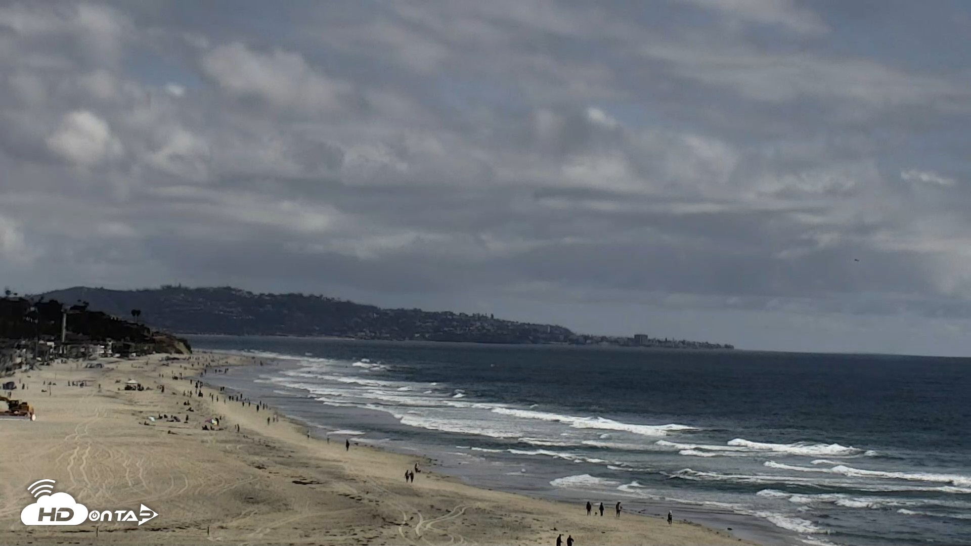 Snapshot of Del Mar Beach North Live Webcam taken Apr 26, 2026, 3:17pm PDT