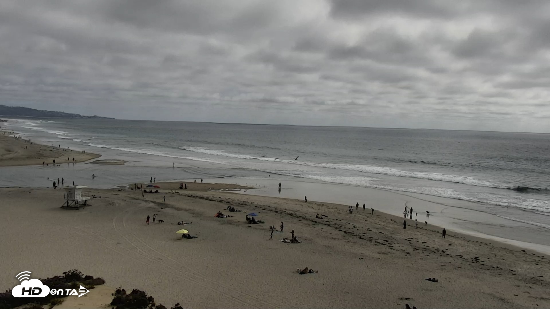 Snapshot of Del Mar Beach North Live Webcam taken Apr 10, 2026, 3:48pm PDT