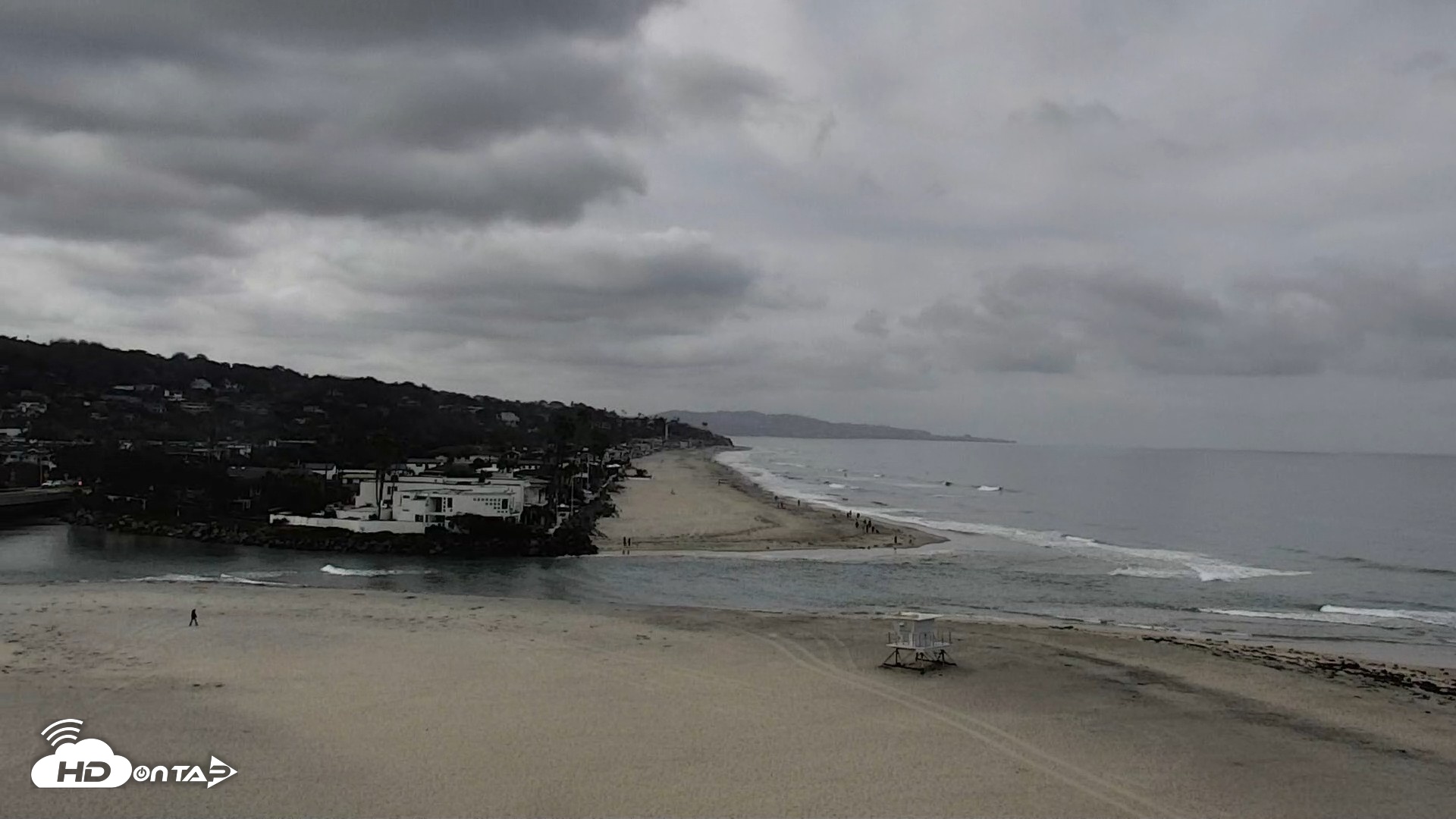 Snapshot of Del Mar Beach North Live Webcam taken Apr 16, 2026, 9:44am PDT