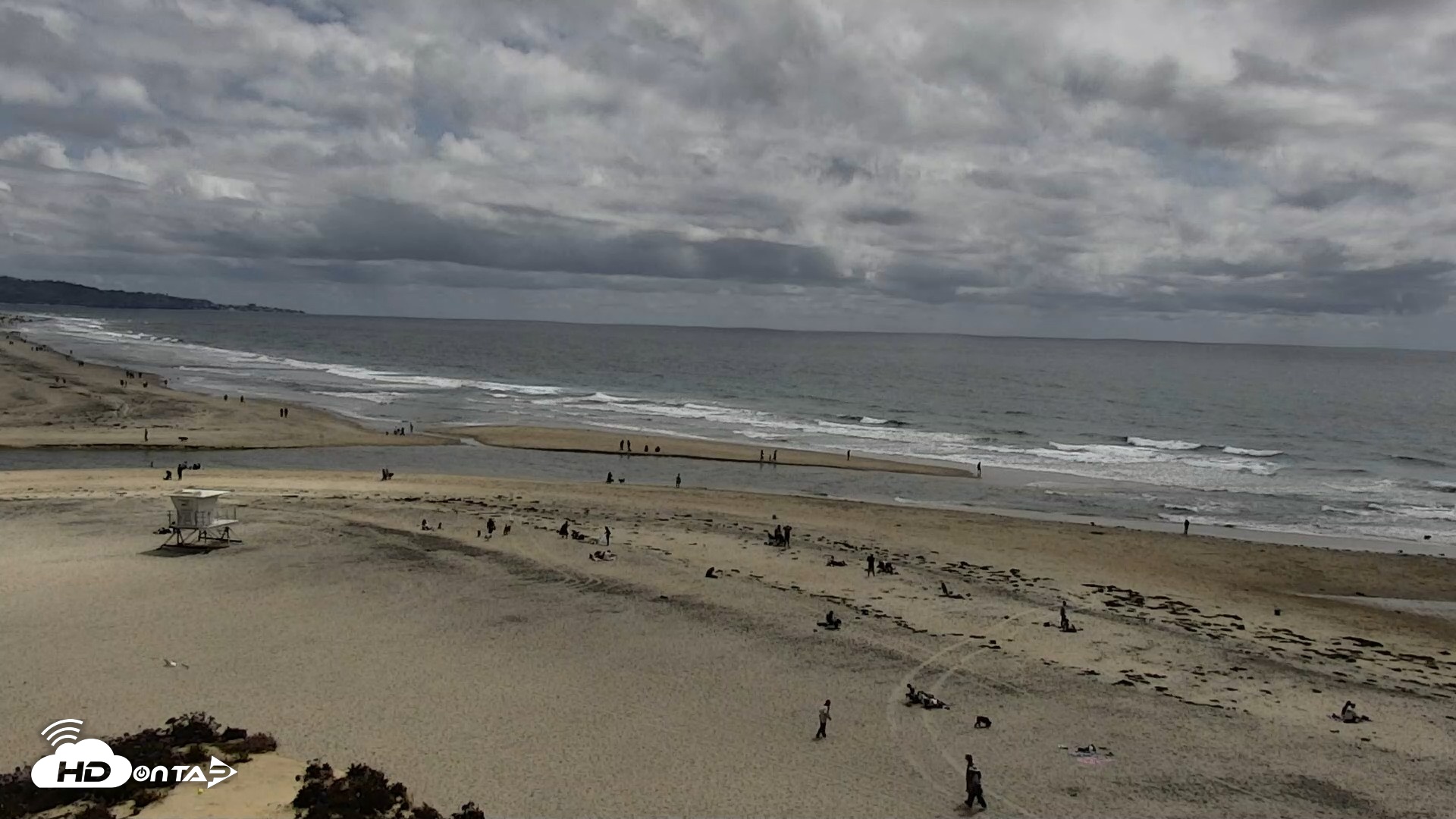 Snapshot of Del Mar Beach North Live Webcam taken Apr 26, 2026, 2:22pm PDT