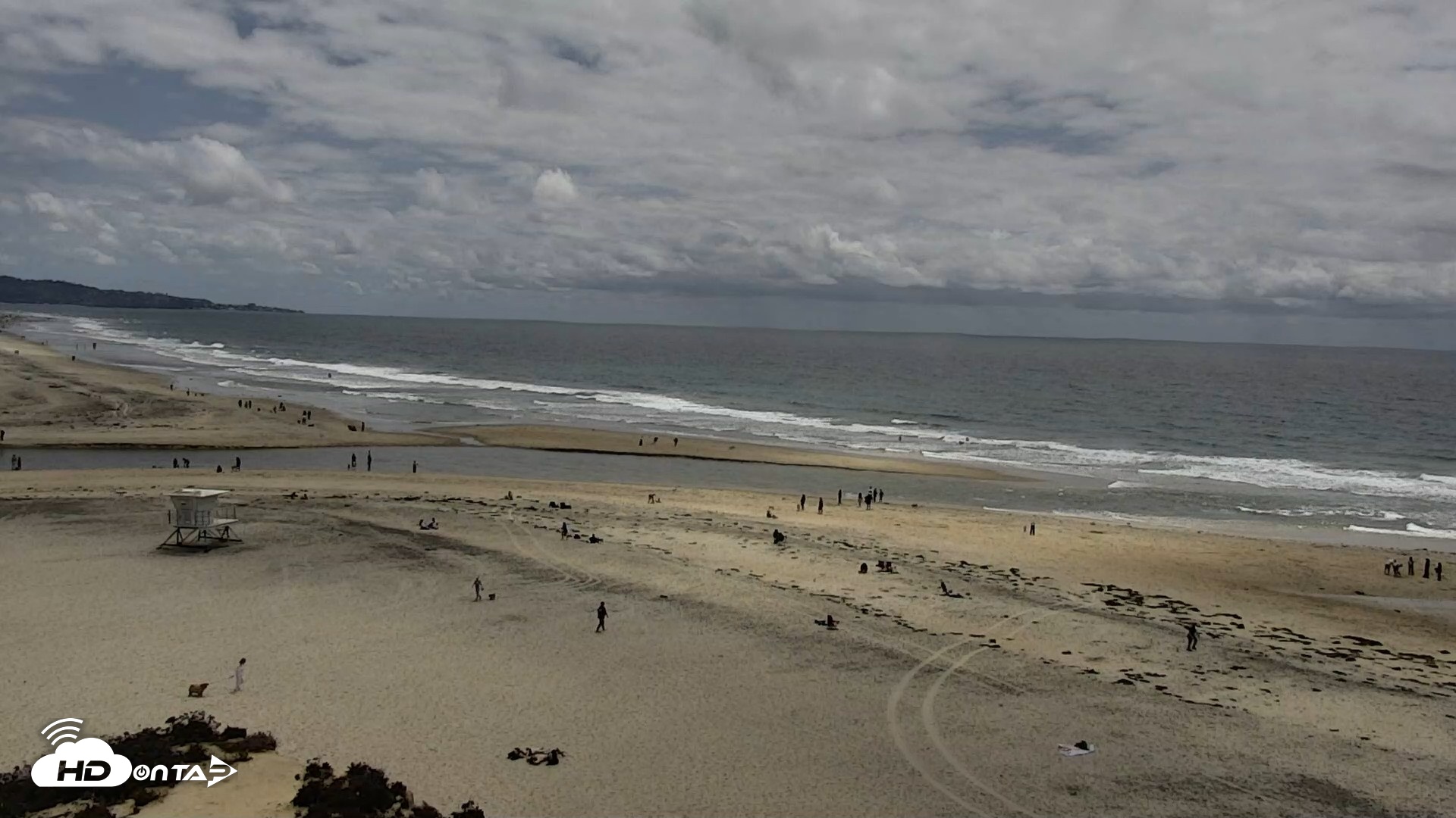 Snapshot of Del Mar Beach North Live Webcam taken Apr 26, 2026, 1:43pm PDT