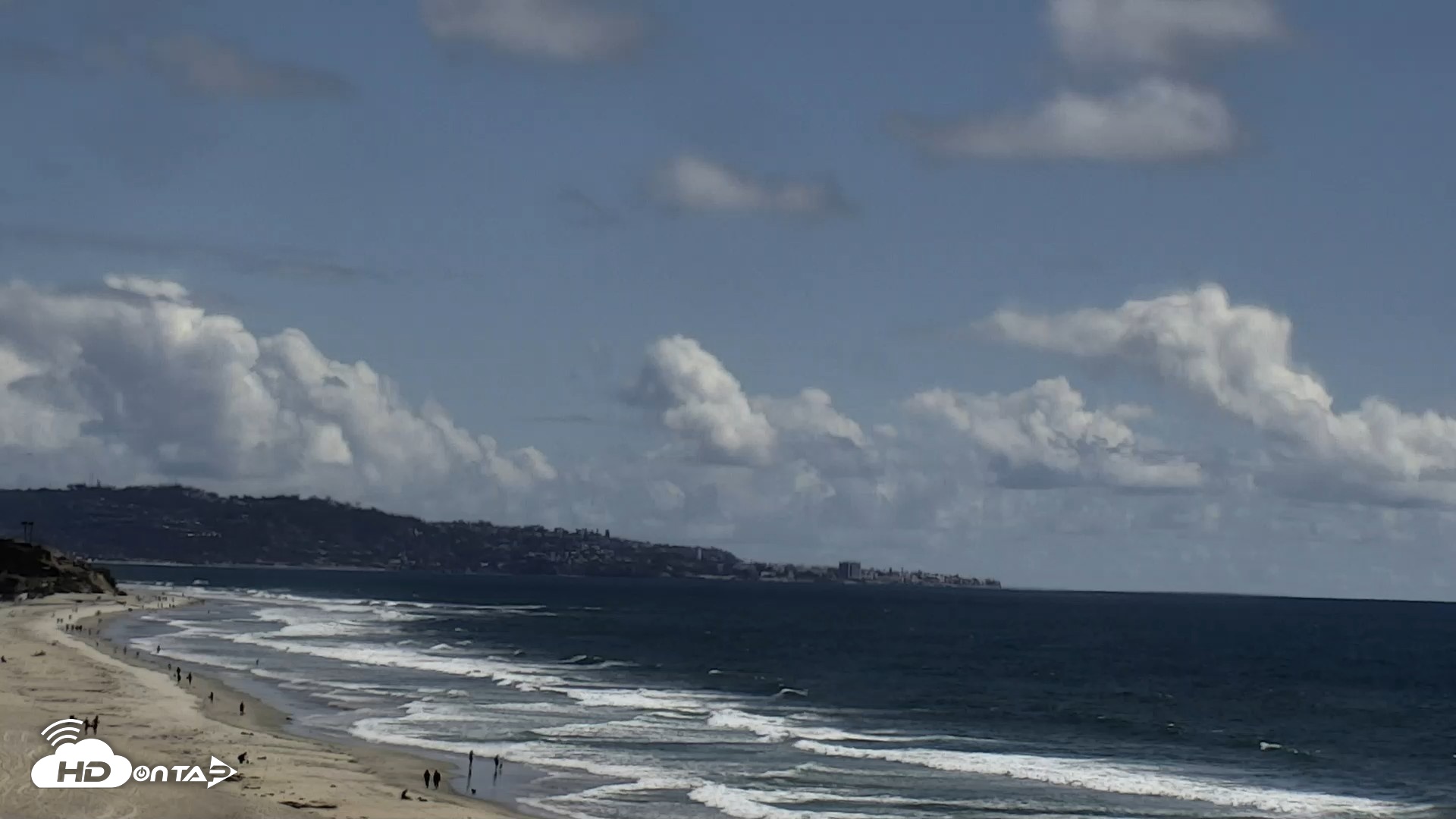 Snapshot of Del Mar Beach North Live Webcam taken May 5, 2026, 3:21pm PDT