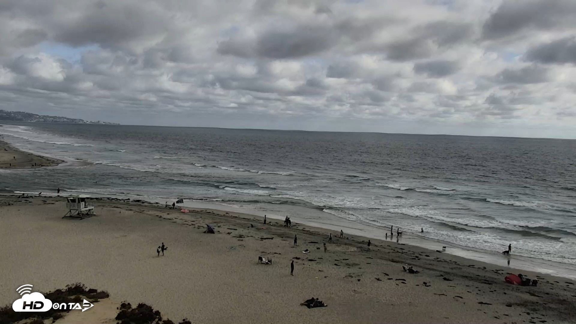 Snapshot of Del Mar Beach North Live Webcam taken May 25, 2026, 5:23pm PDT