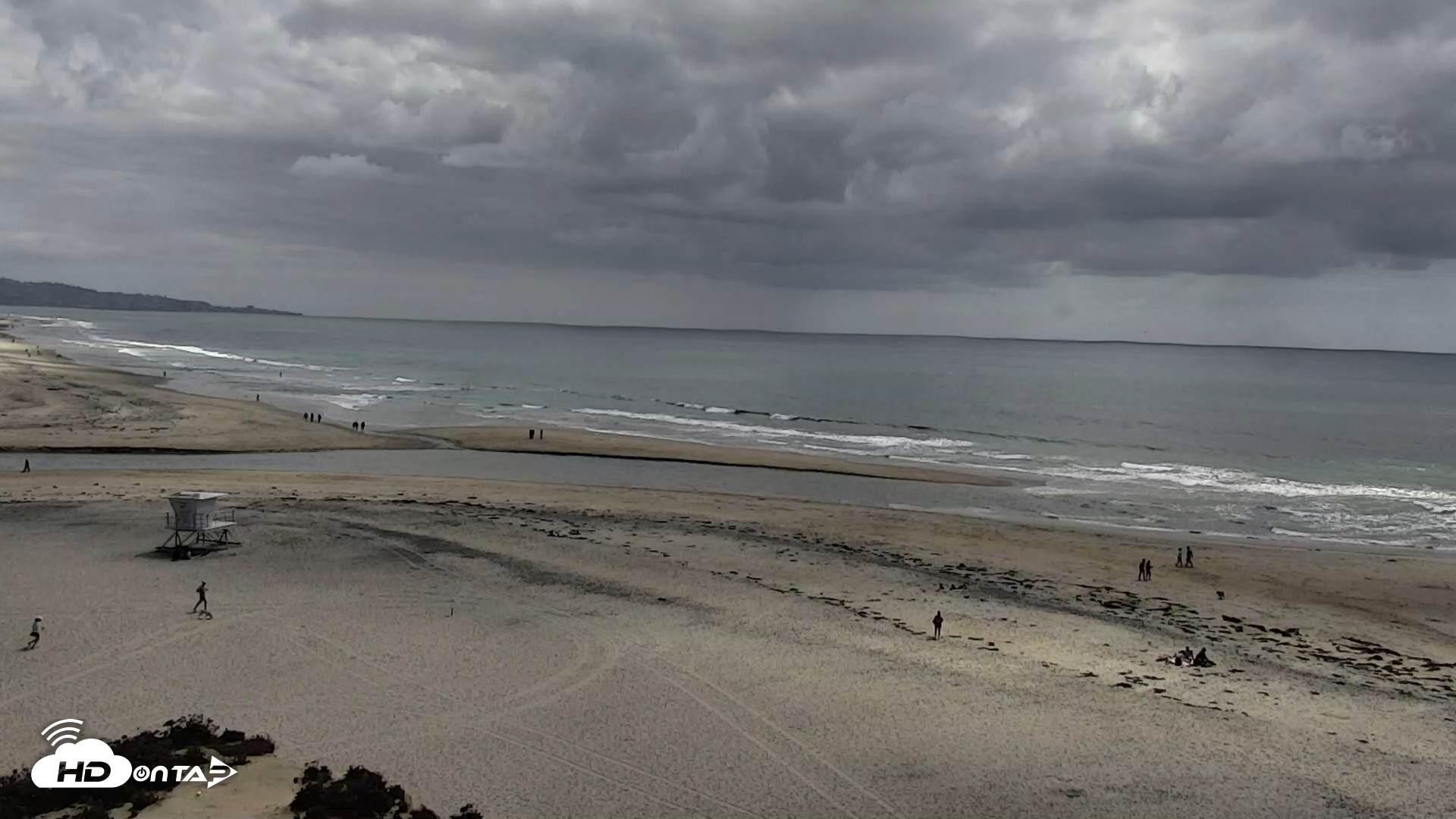 Snapshot of Del Mar Beach North Live Webcam taken Apr 27, 2026, 2:24pm PDT