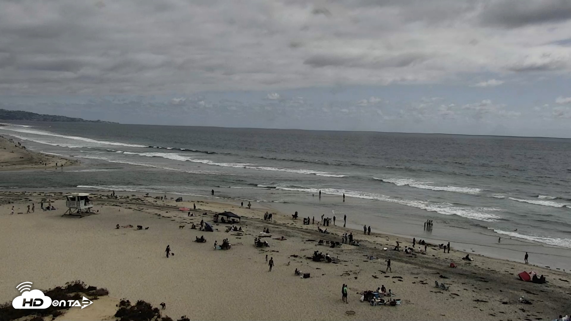 Snapshot of Del Mar Beach North Live Webcam taken May 25, 2026, 3:47pm PDT