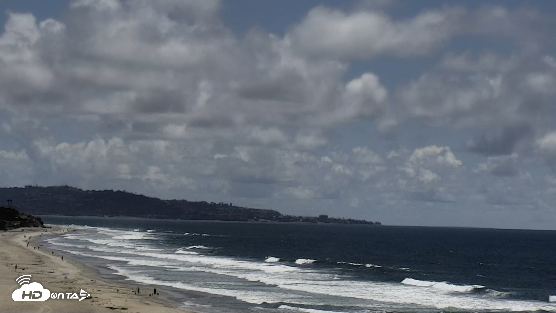 Snapshot of Del Mar Beach North Live Webcam taken May 5, 2026, 1:06pm PDT