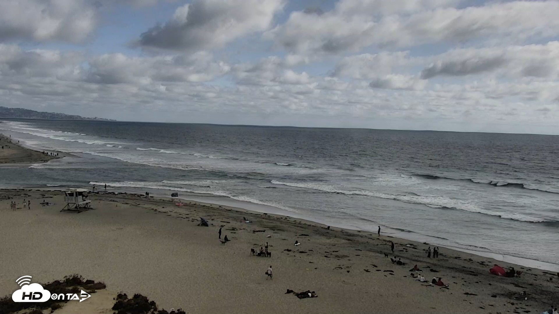 Snapshot of Del Mar Beach North Live Webcam taken May 25, 2026, 4:58pm PDT