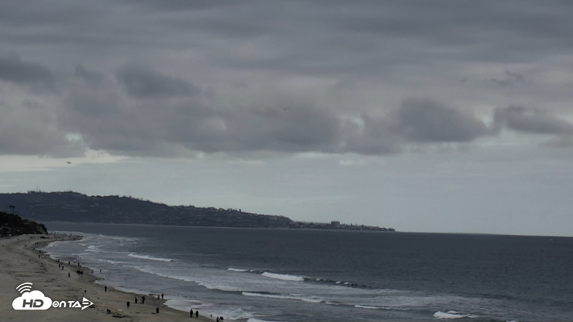 Snapshot of Del Mar Beach North Live Webcam taken May 3, 2026, 5:58pm PDT