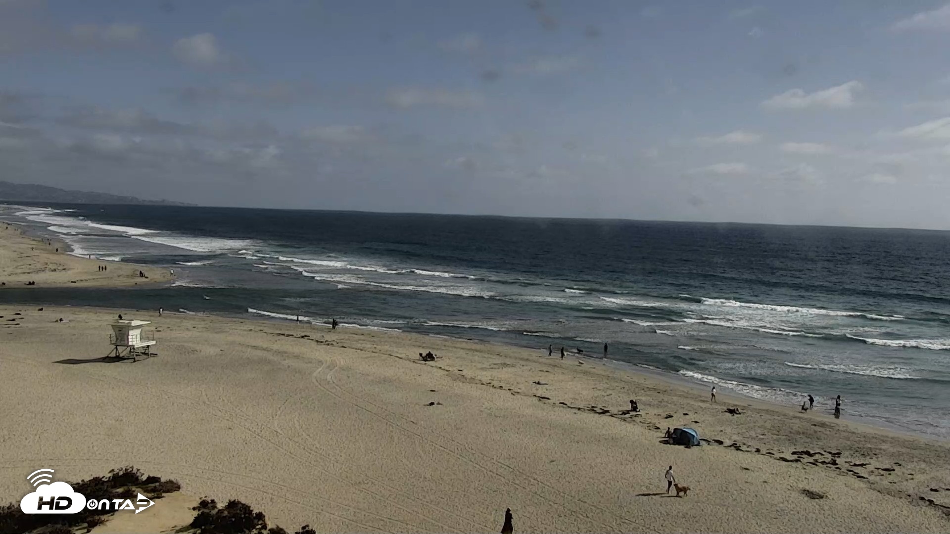 Snapshot of Del Mar Beach North Live Webcam taken May 15, 2026, 4:42pm PDT