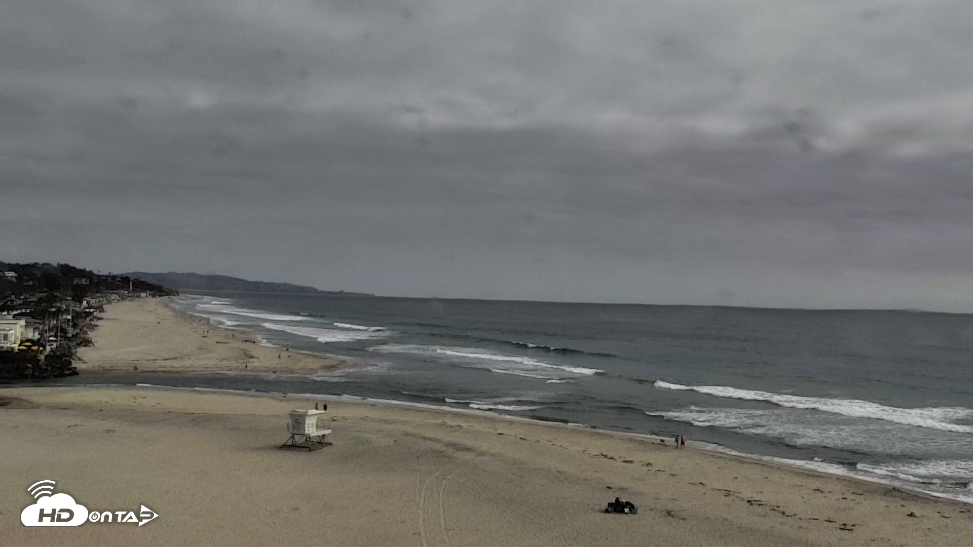 Snapshot of Del Mar Beach North Live Webcam taken May 12, 2026, 5:12pm PDT