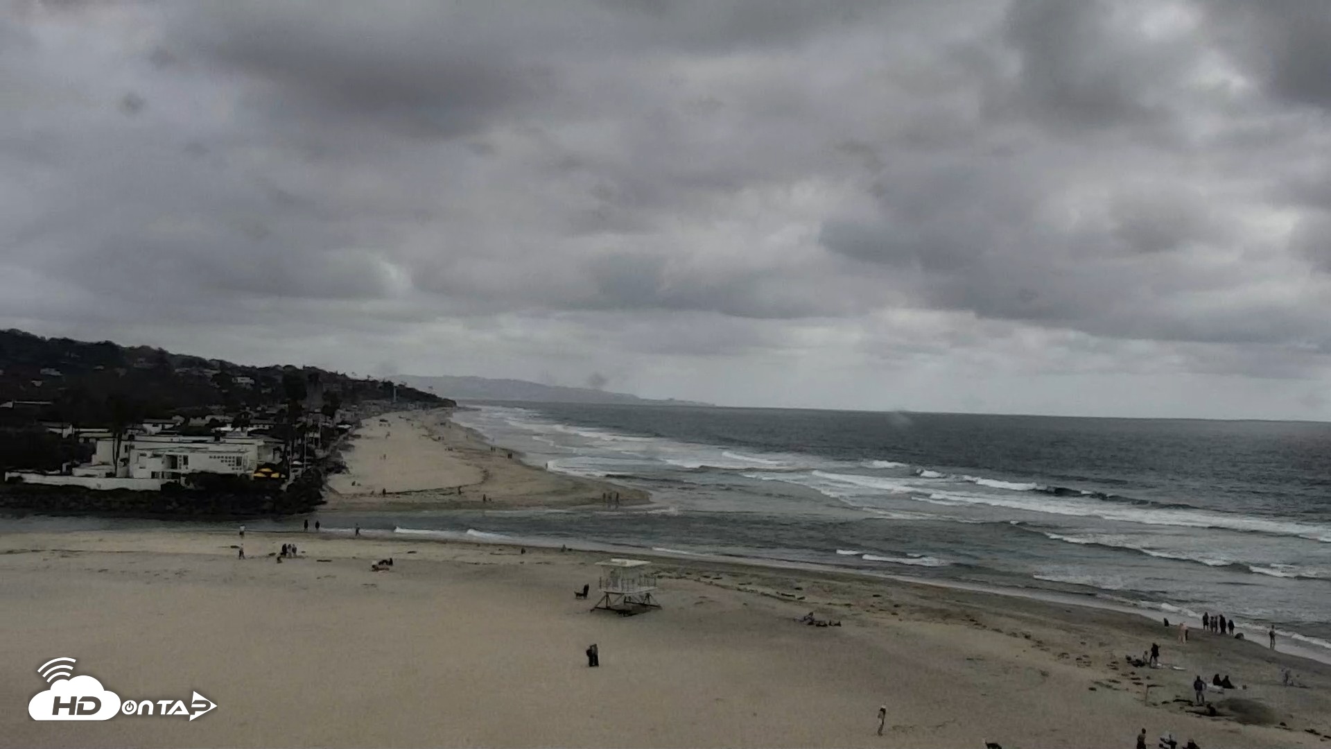 Snapshot of Del Mar Beach North Live Webcam taken May 16, 2026, 5:12pm PDT