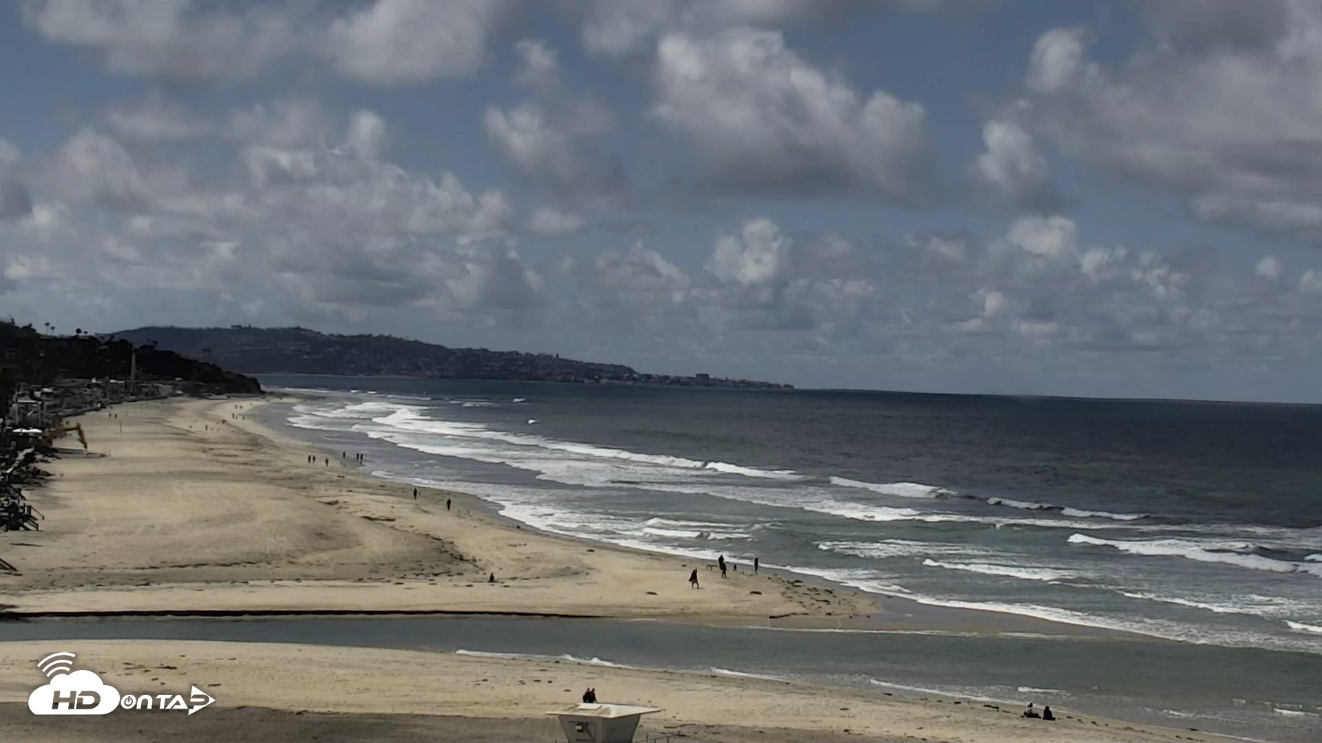 Snapshot of Del Mar Beach North Live Webcam taken May 5, 2026, 11:21am PDT