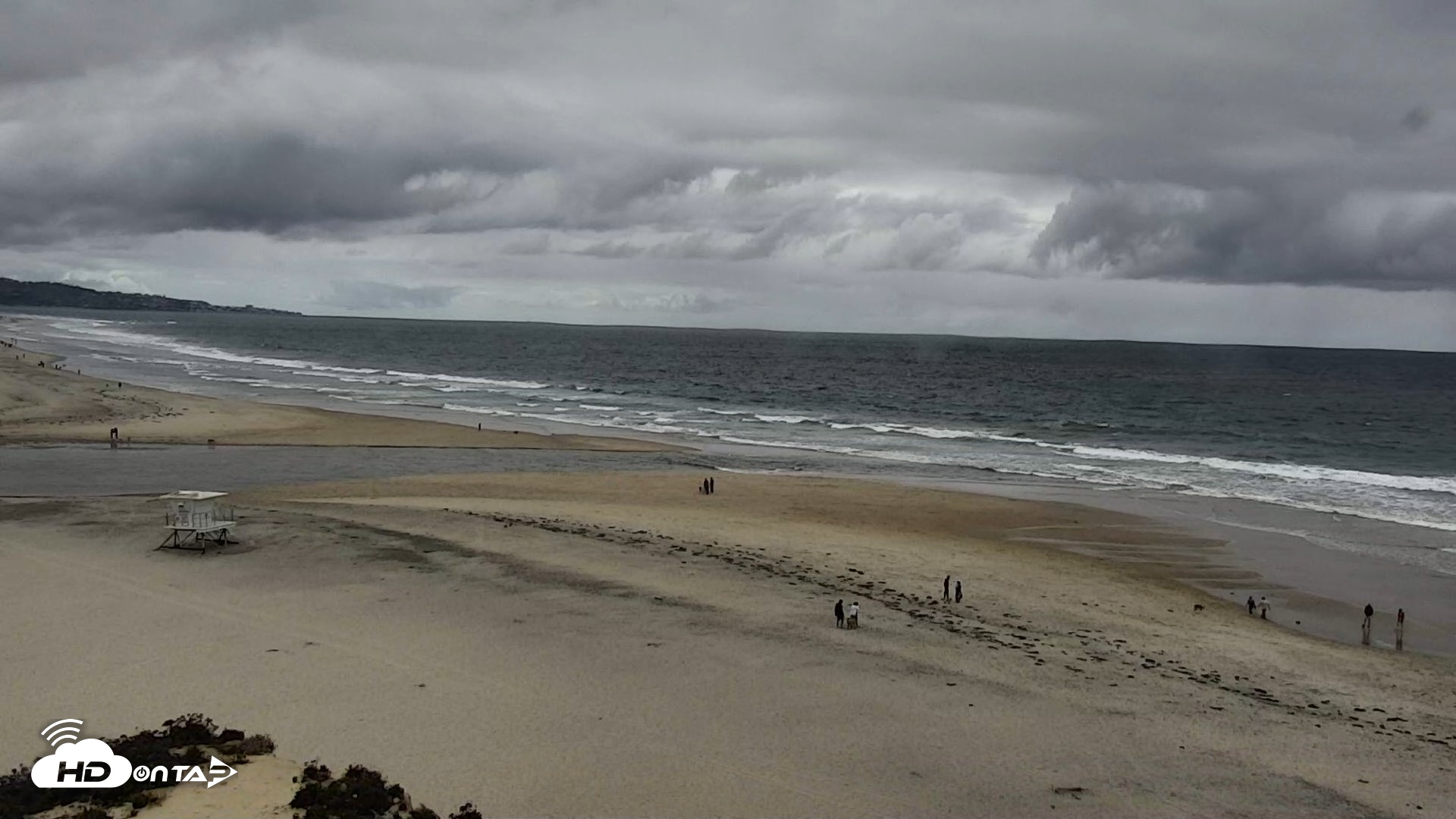 Snapshot of Del Mar Beach North Live Webcam taken Apr 12, 2026, 2:57pm PDT