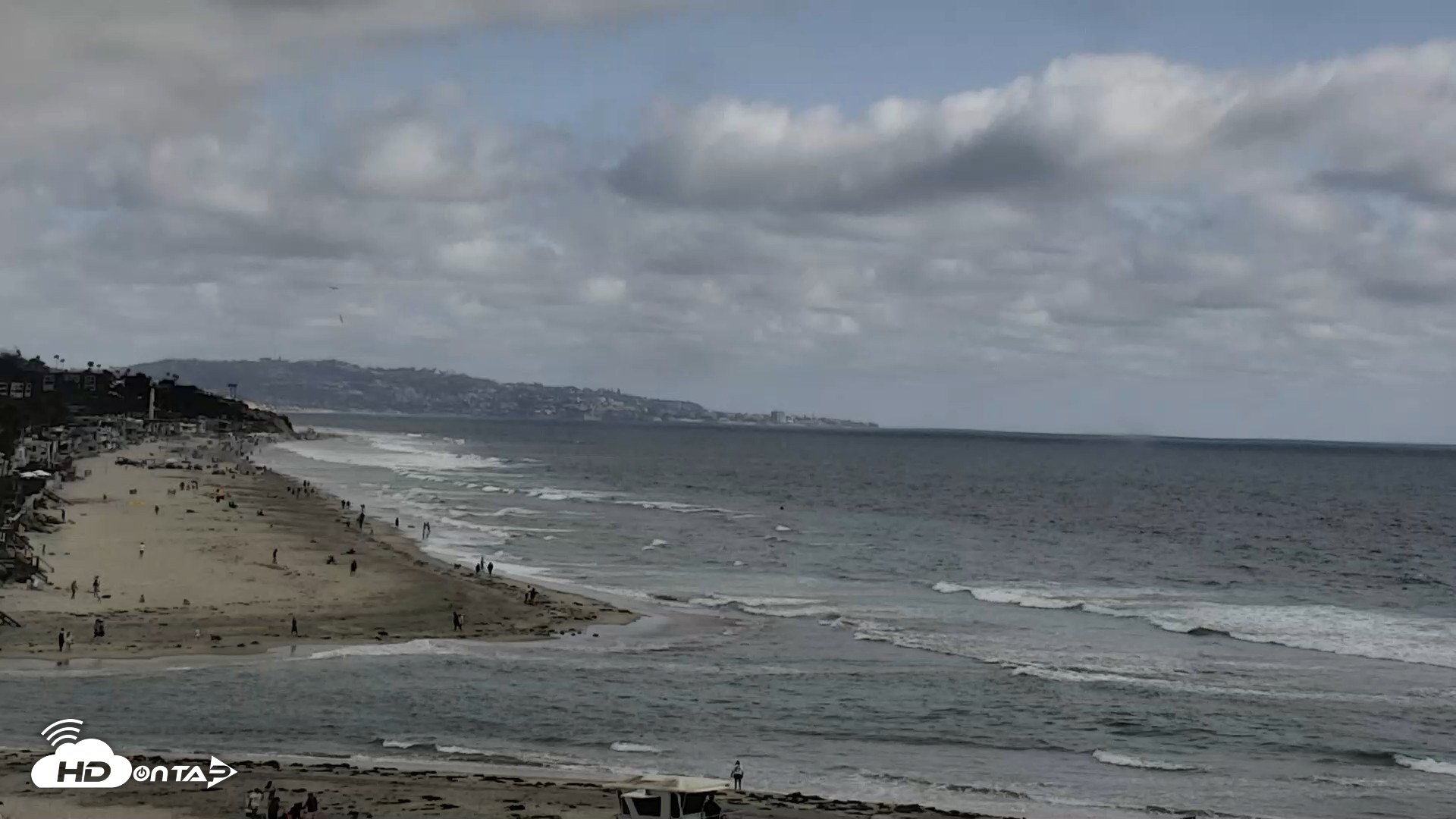 Snapshot of Del Mar Beach North Live Webcam taken May 25, 2026, 4:47pm PDT