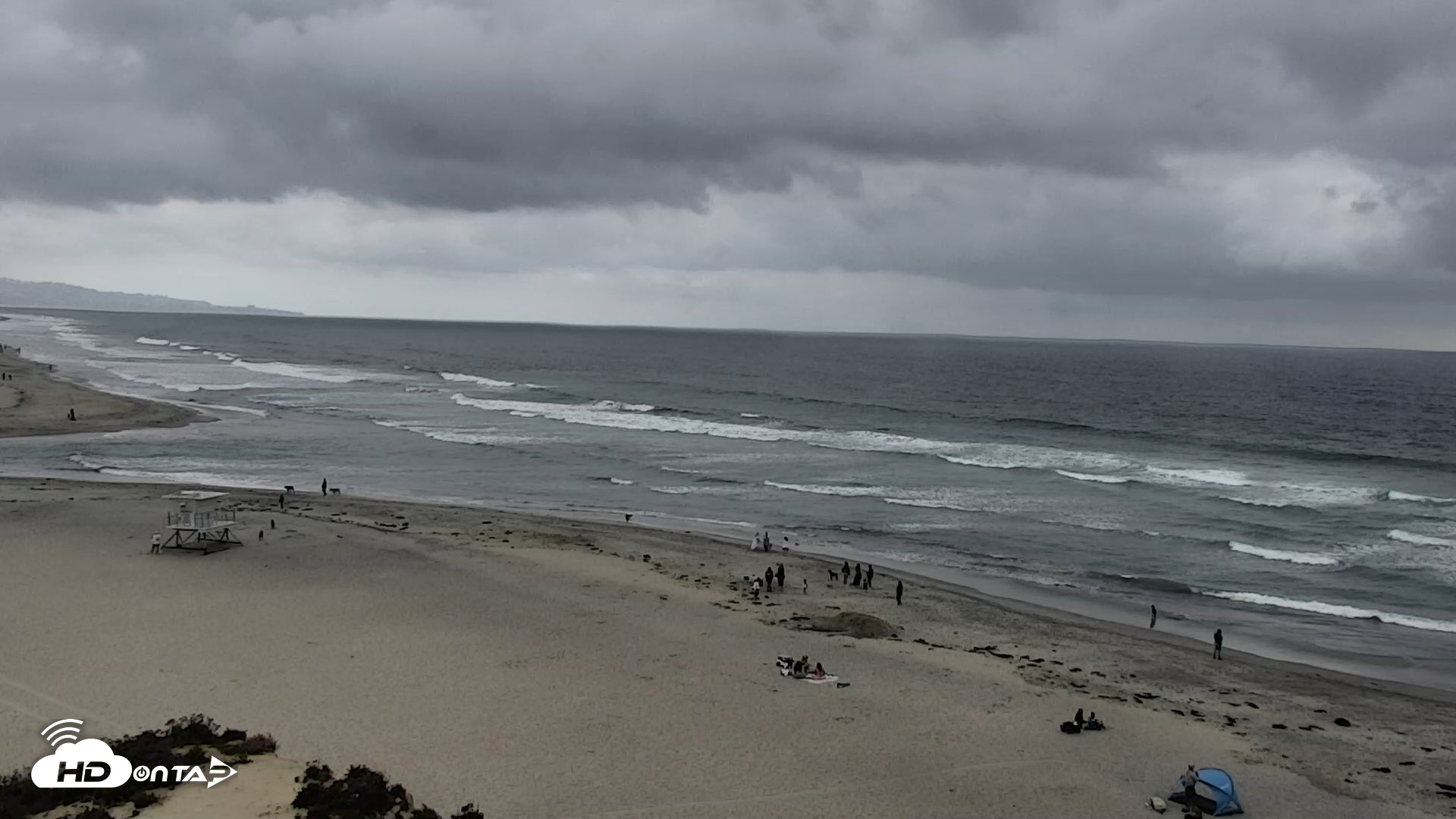Snapshot of Del Mar Beach North Live Webcam taken May 16, 2026, 5:52pm PDT