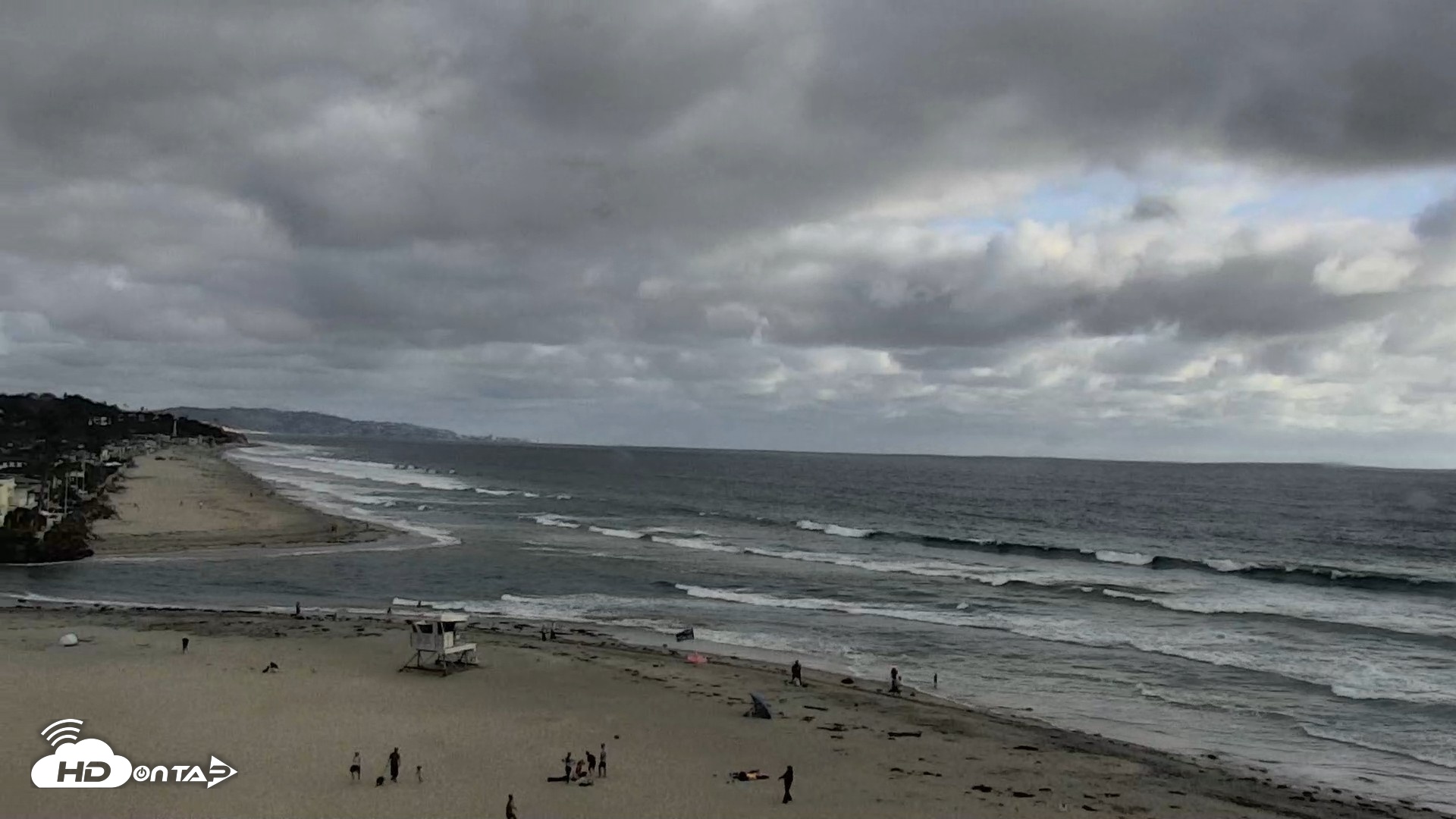 Snapshot of Del Mar Beach North Live Webcam taken May 25, 2026, 6:17pm PDT