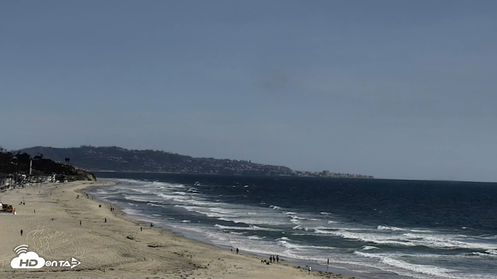 Snapshot of Del Mar Beach North Live Webcam taken Apr 22, 2026, 4:34pm PDT