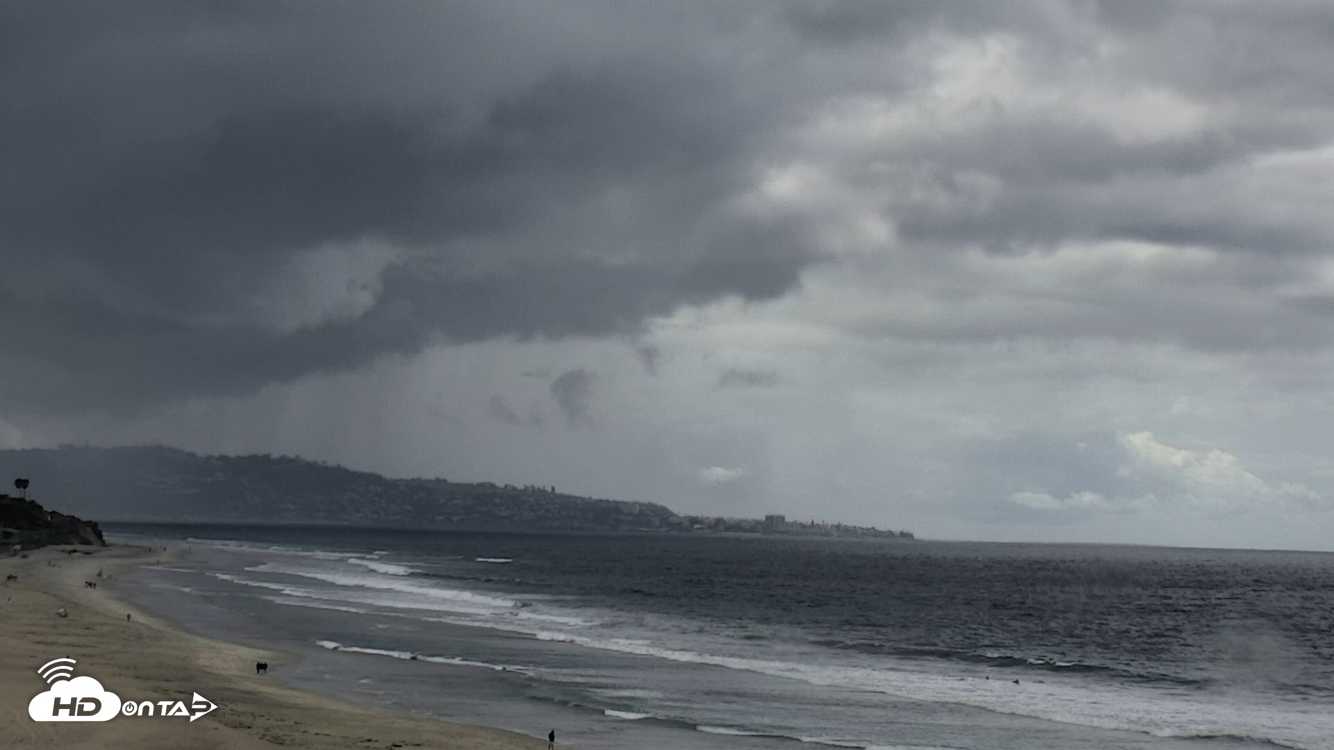 Snapshot of Del Mar Beach North Live Webcam taken Apr 12, 2026, 11:54am PDT