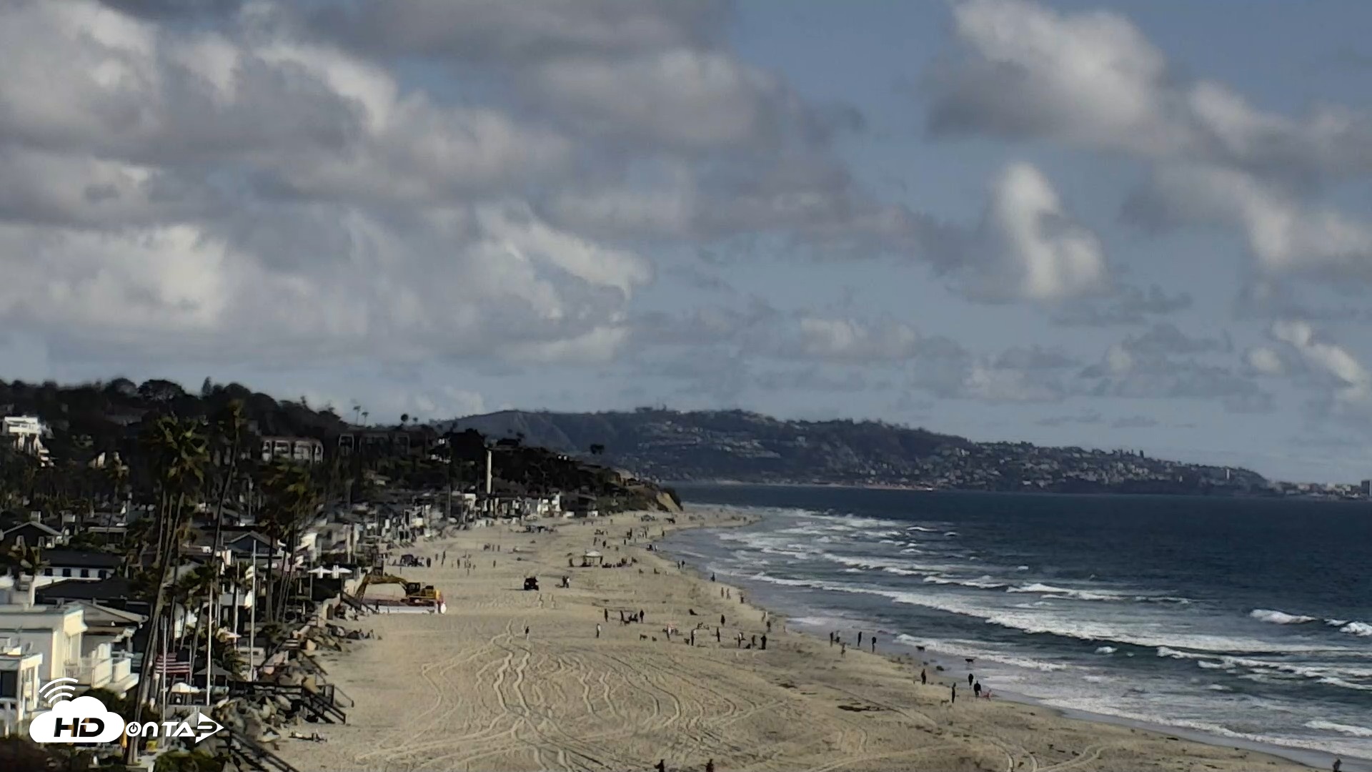 Snapshot of Del Mar Beach North Live Webcam taken Apr 26, 2026, 5:01pm PDT