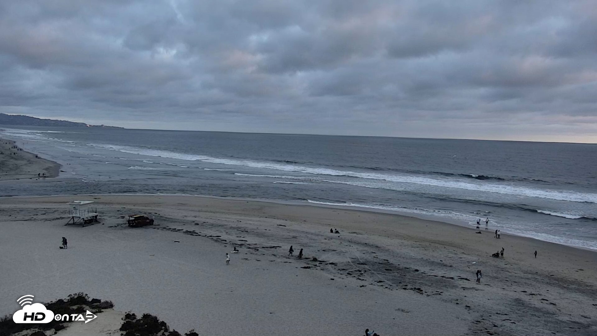 Snapshot of Del Mar Beach North Live Webcam taken Jun 19, 2026, 7:46pm PDT
