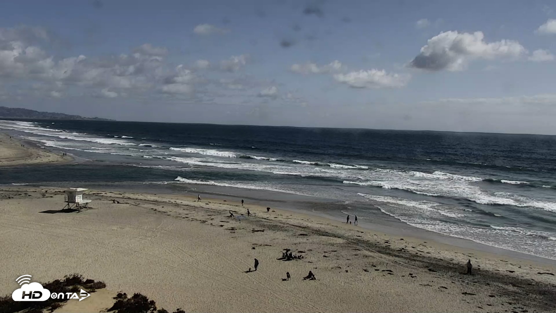 Snapshot of Del Mar Beach North Live Webcam taken May 26, 2026, 4:09pm PDT
