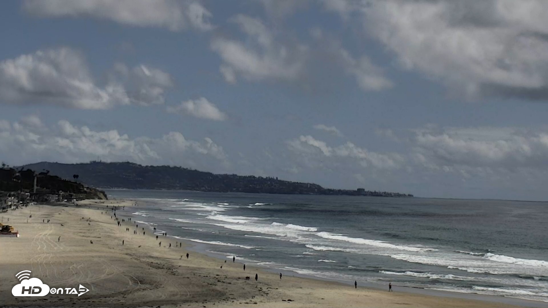 Snapshot of Del Mar Beach North Live Webcam taken Apr 13, 2026, 3:06pm PDT