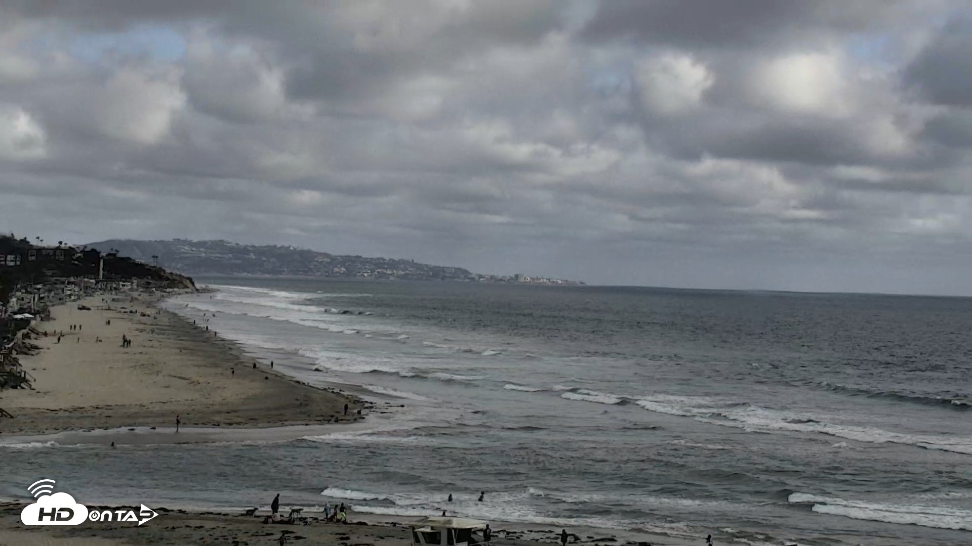 Snapshot of Del Mar Beach North Live Webcam taken May 25, 2026, 5:28pm PDT