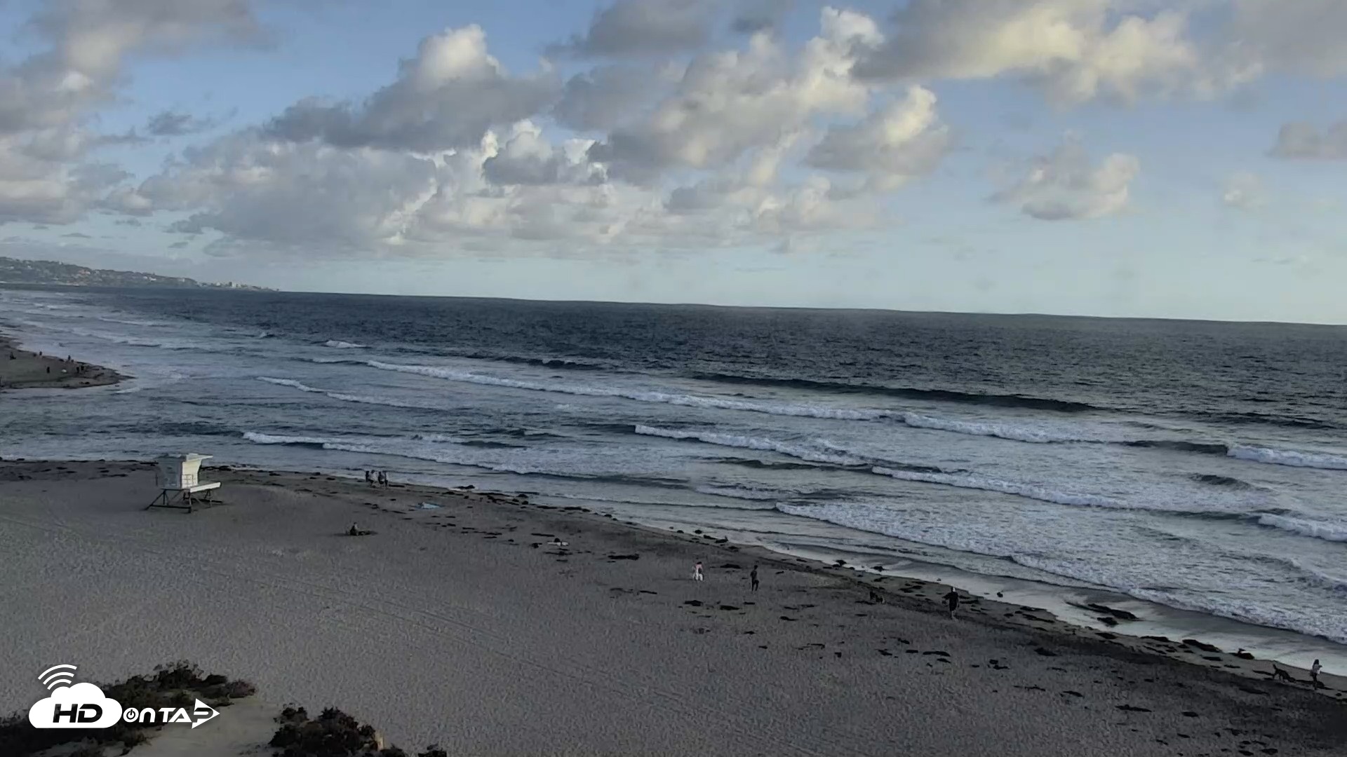 Snapshot of Del Mar Beach North Live Webcam taken May 27, 2026, 6:47pm PDT